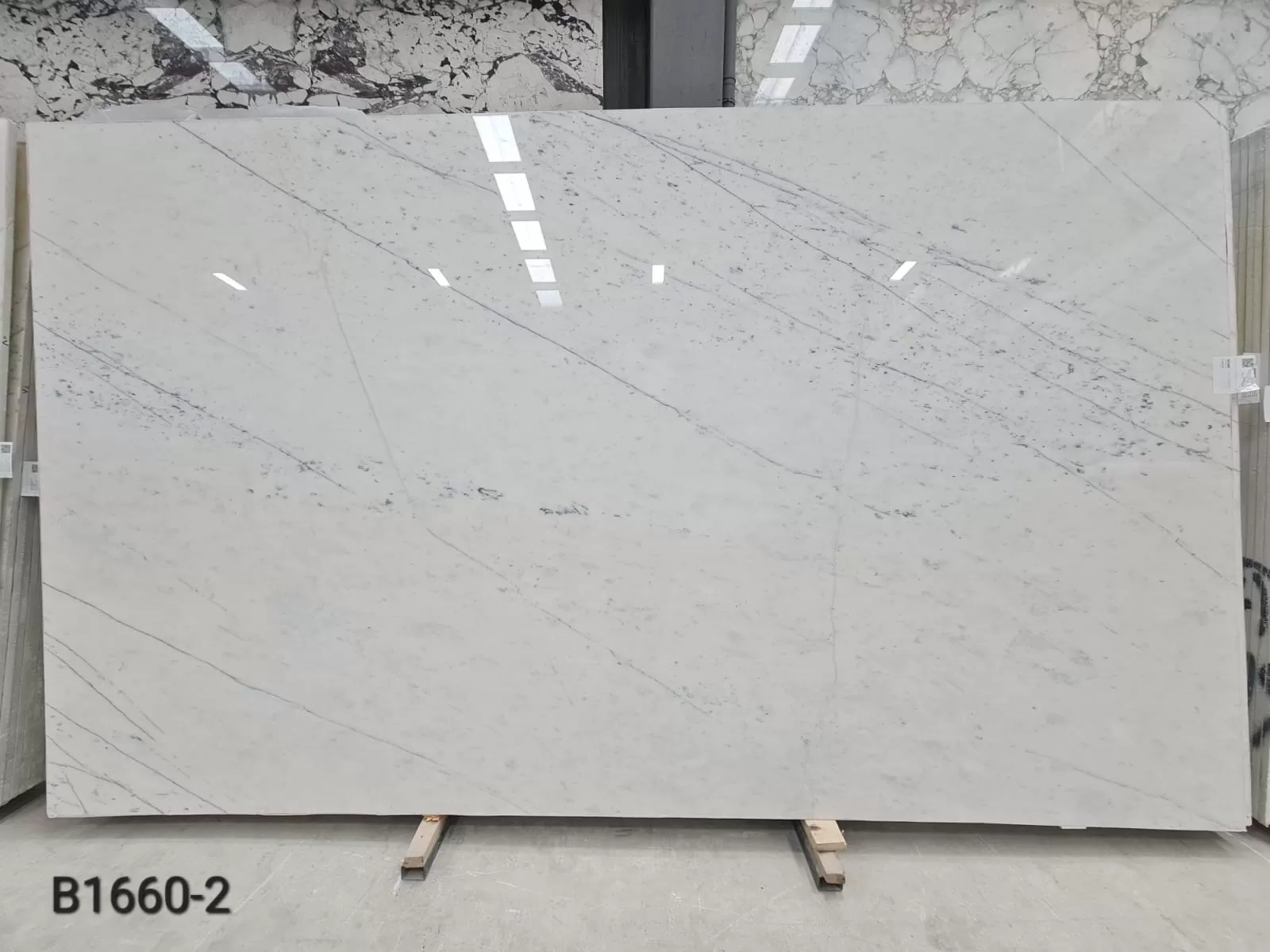 B1660 - 2 CM New York Polished