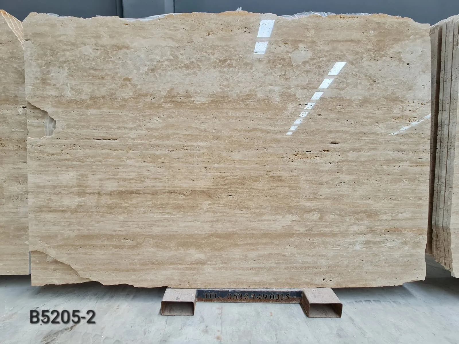 B5205 - 2 CM Travertine Unfilled Polished