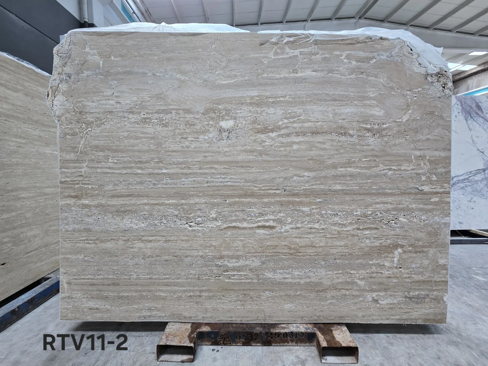 RTV11 - Riva Travertine Veincut Unfilled Honed