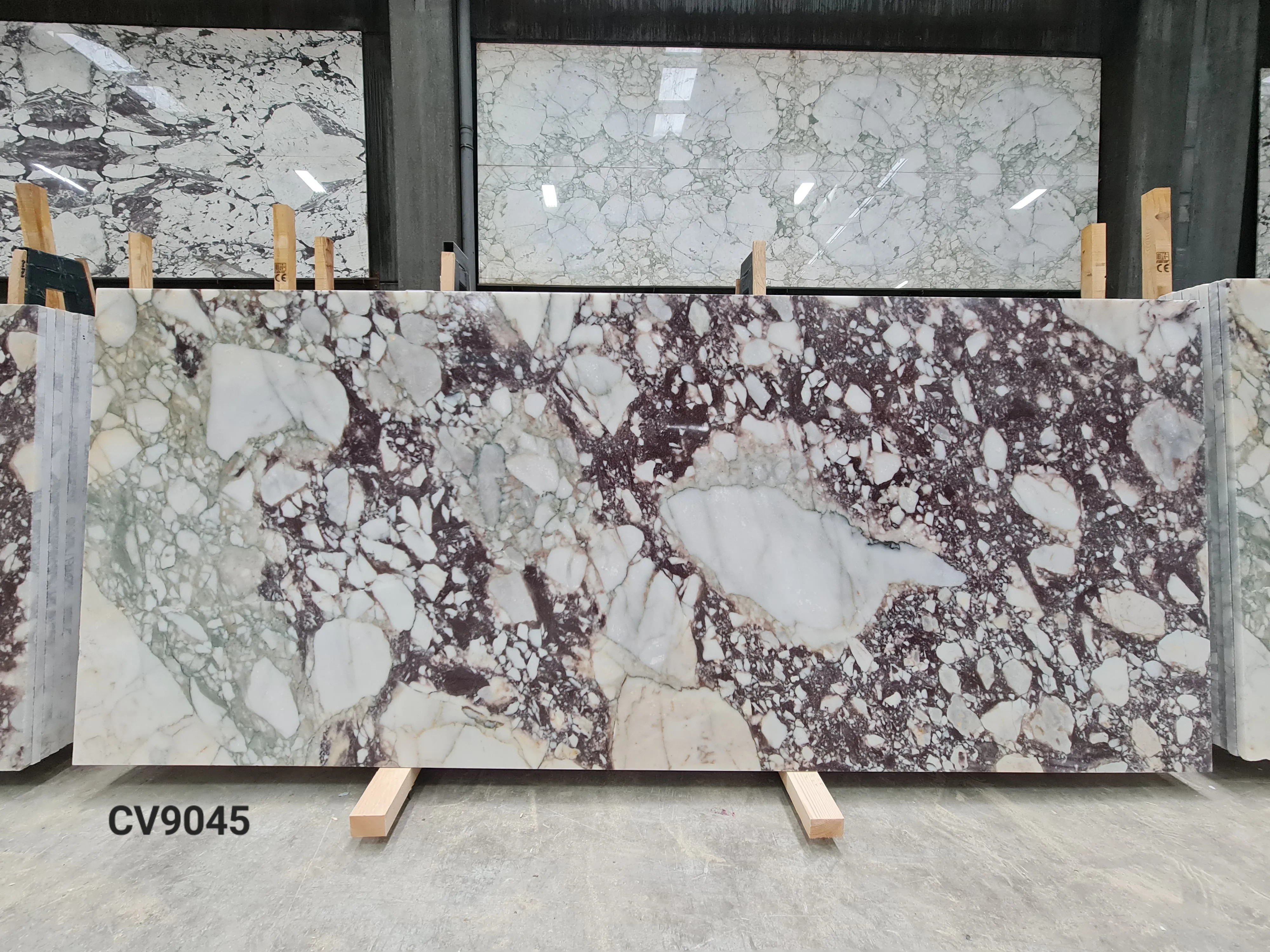 BCV90 - 2 CM Calacatta Viola Polished