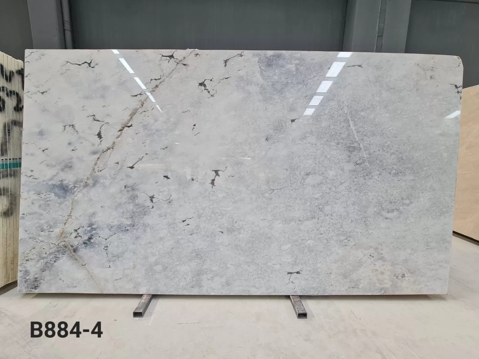 B1884 - 2CM Paonazzo Blu Polished