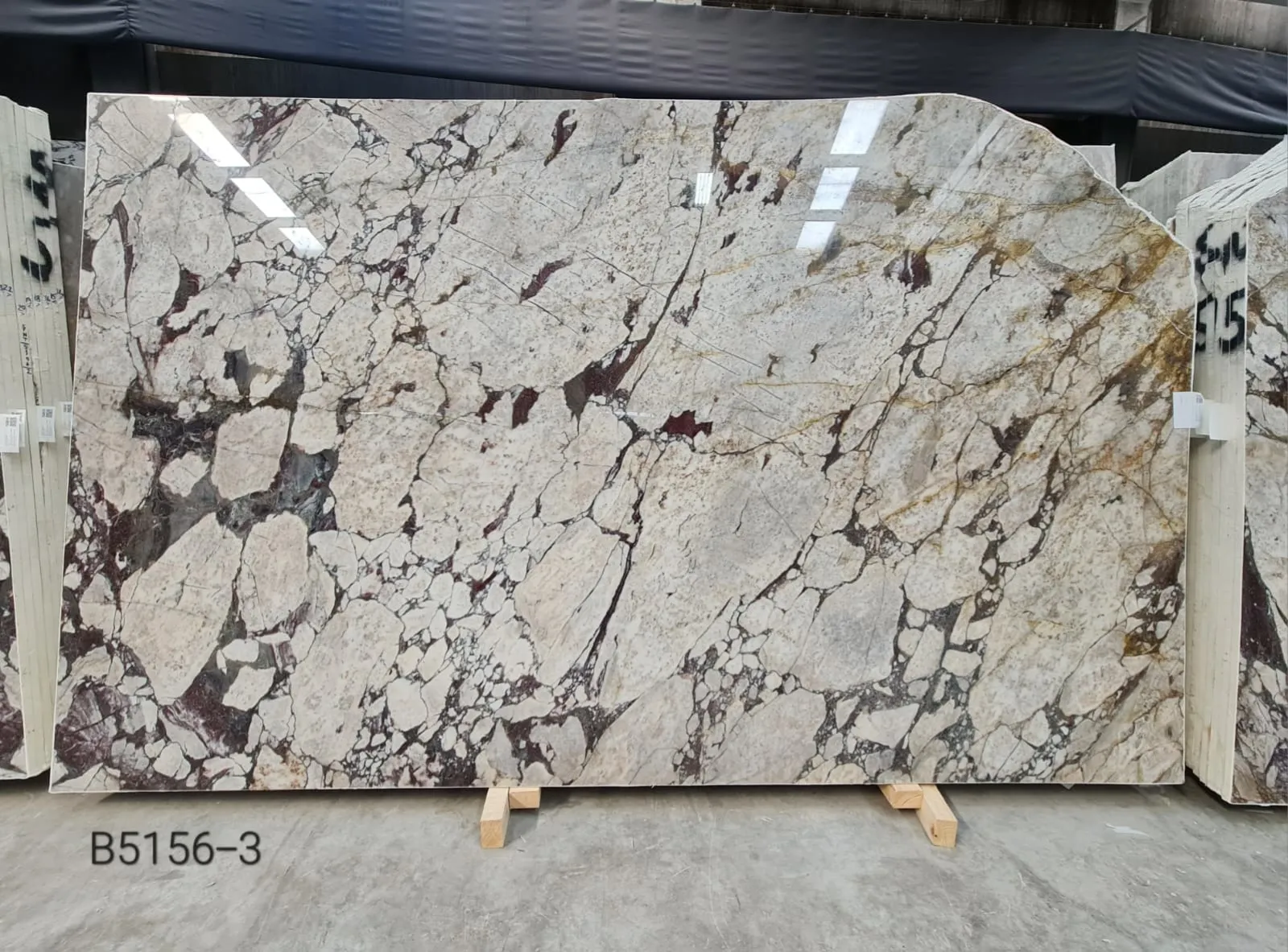 B5156 - 2 CM Calacatta Viola Polished