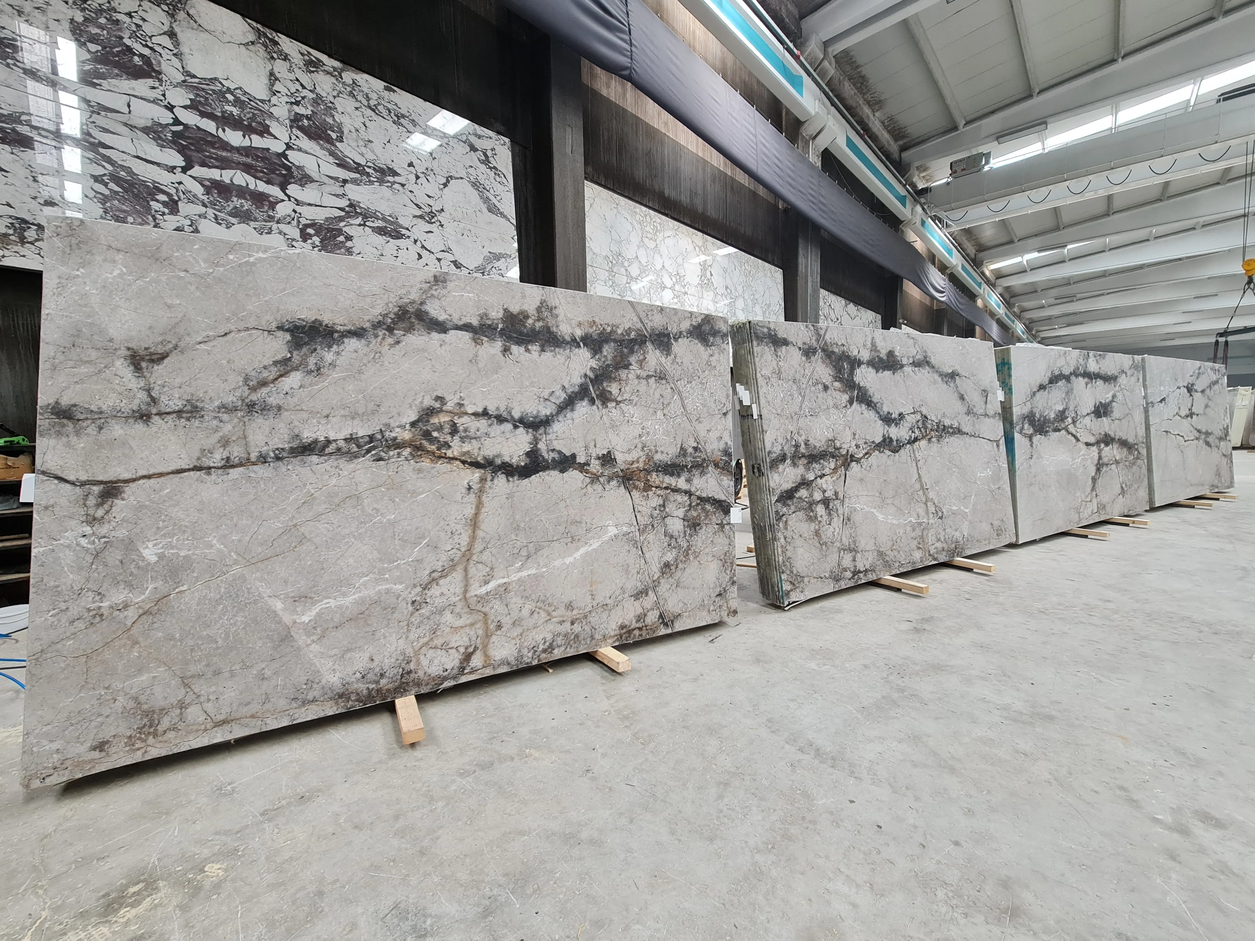 B4651 - 2 CM Silver Roots Honed