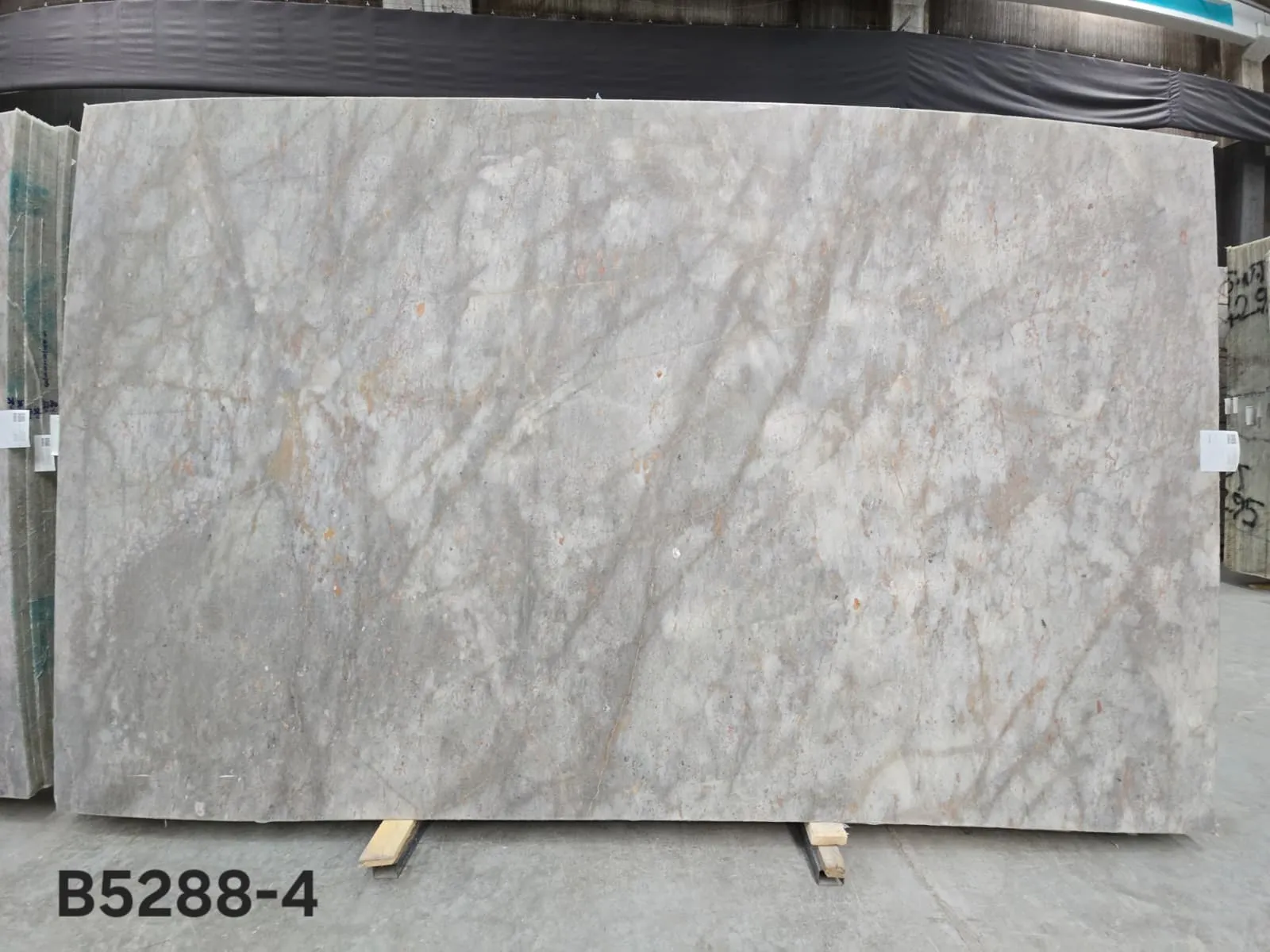 B5288 - 2 CM Baran Grey Honed