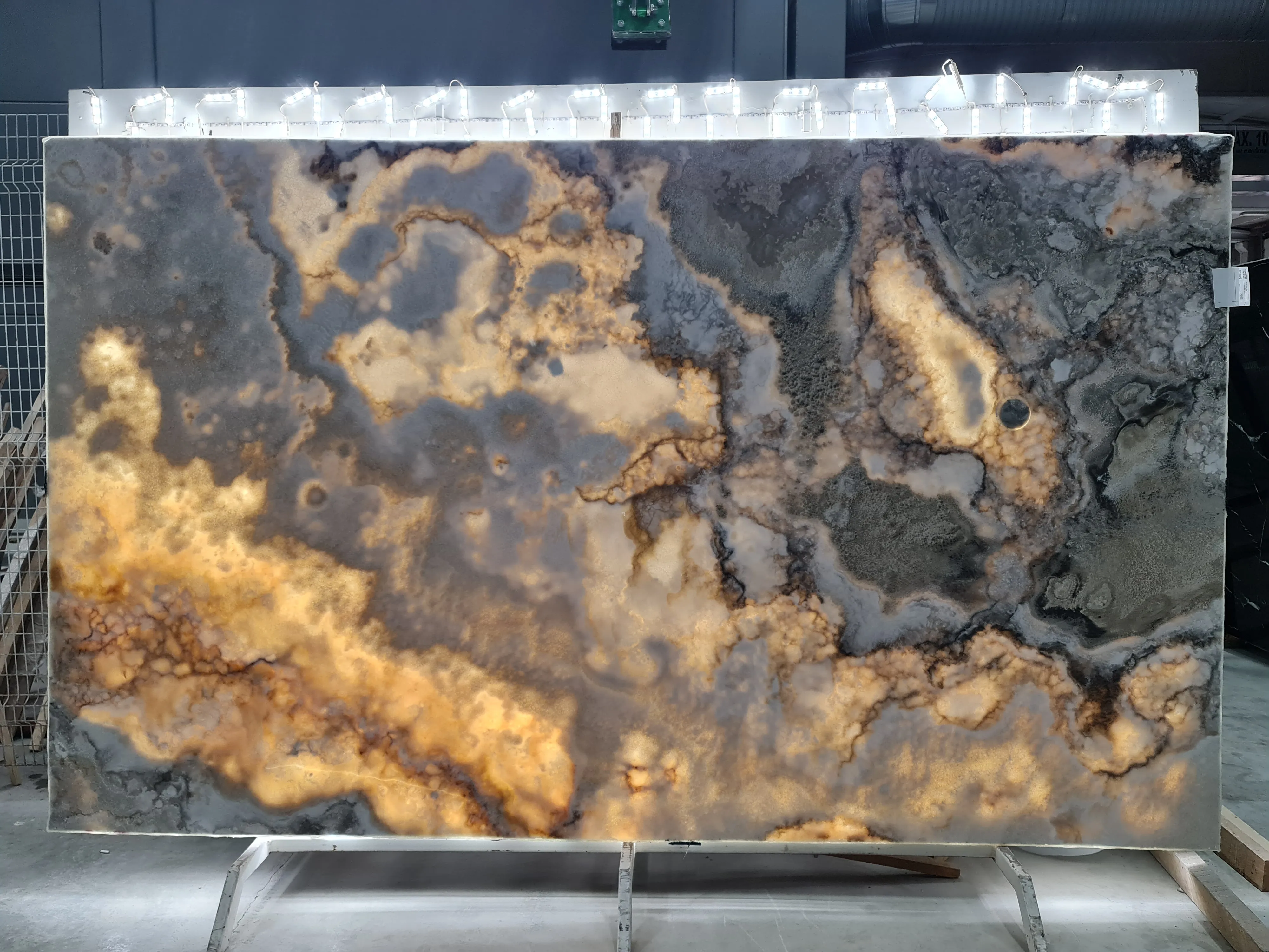 B6246 - 2 CM Grey Onyx Polished