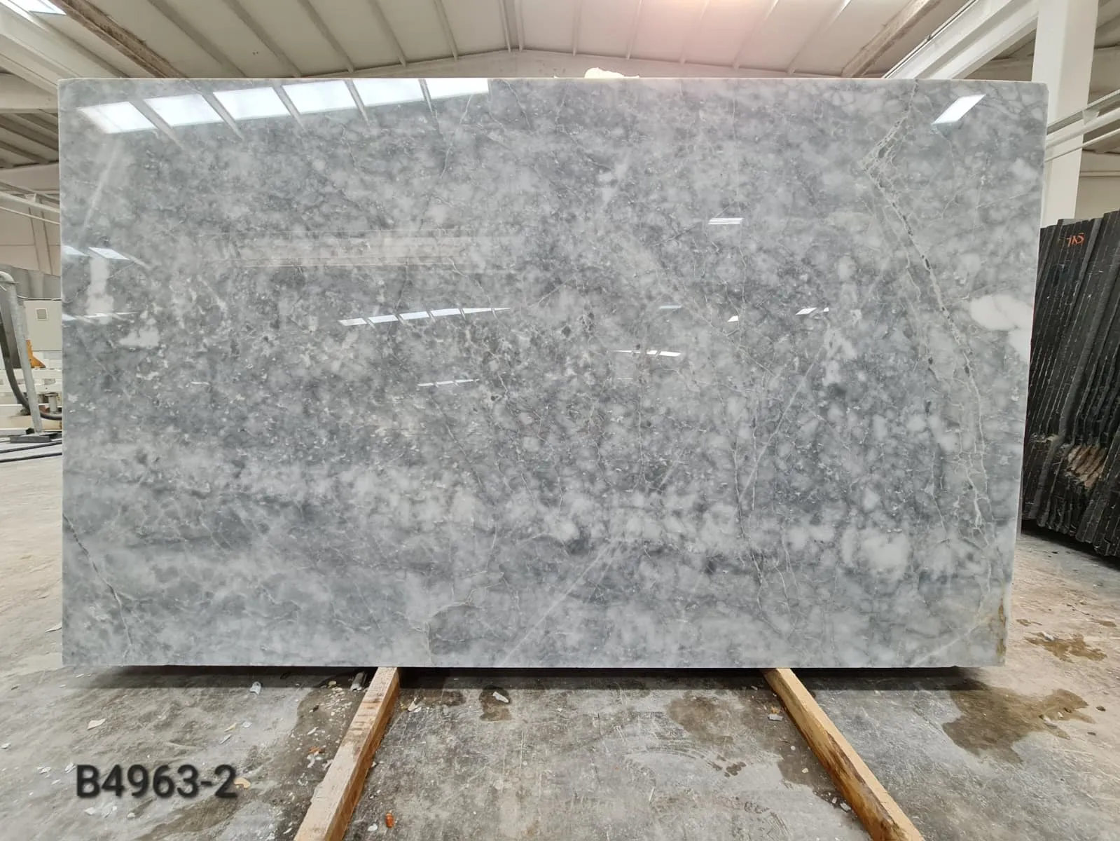 B4963 - 2 CM Grigio Venato Polished