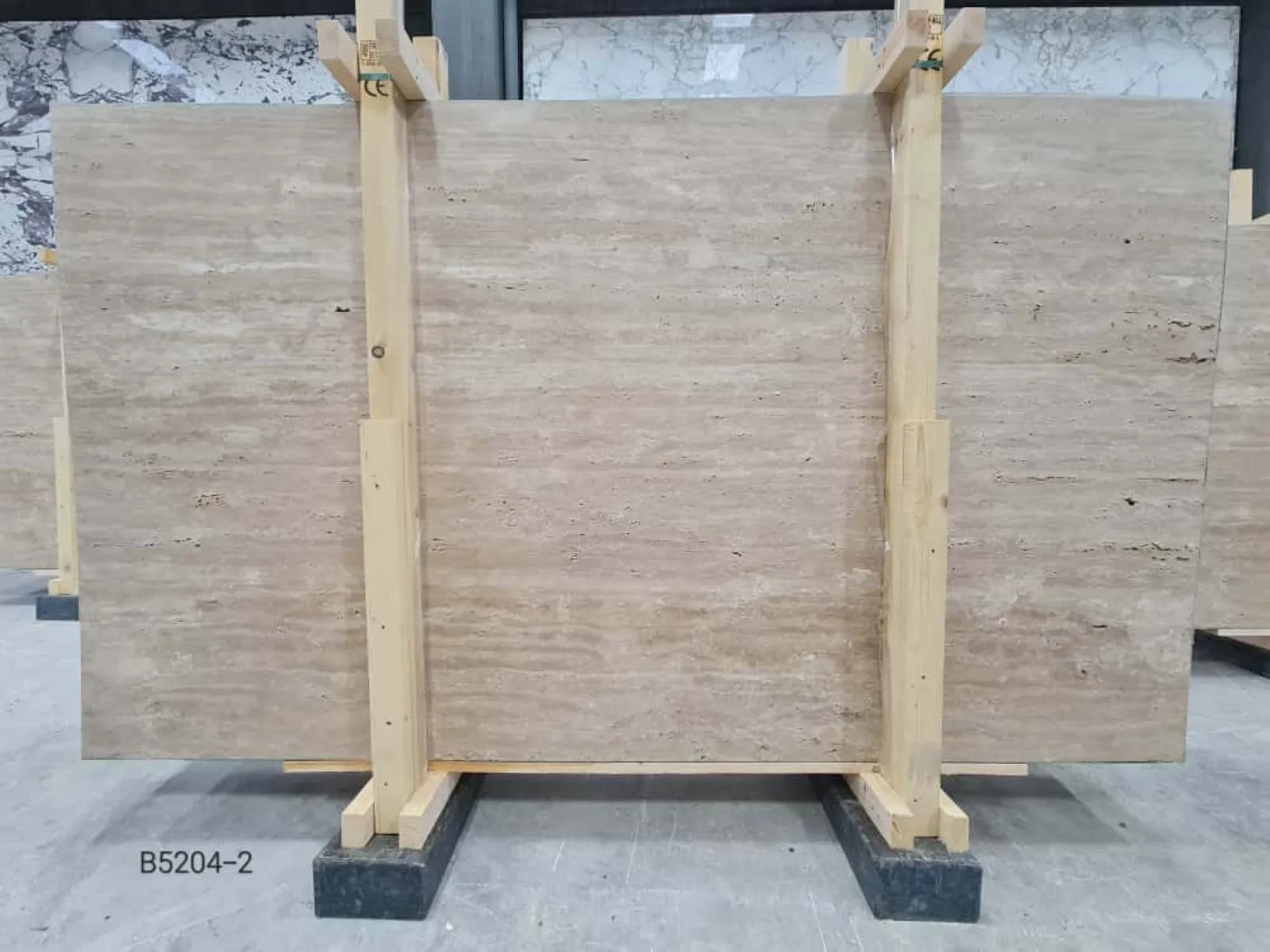 B5204 - 2 CM Veincut Travertine Unfilled Honed