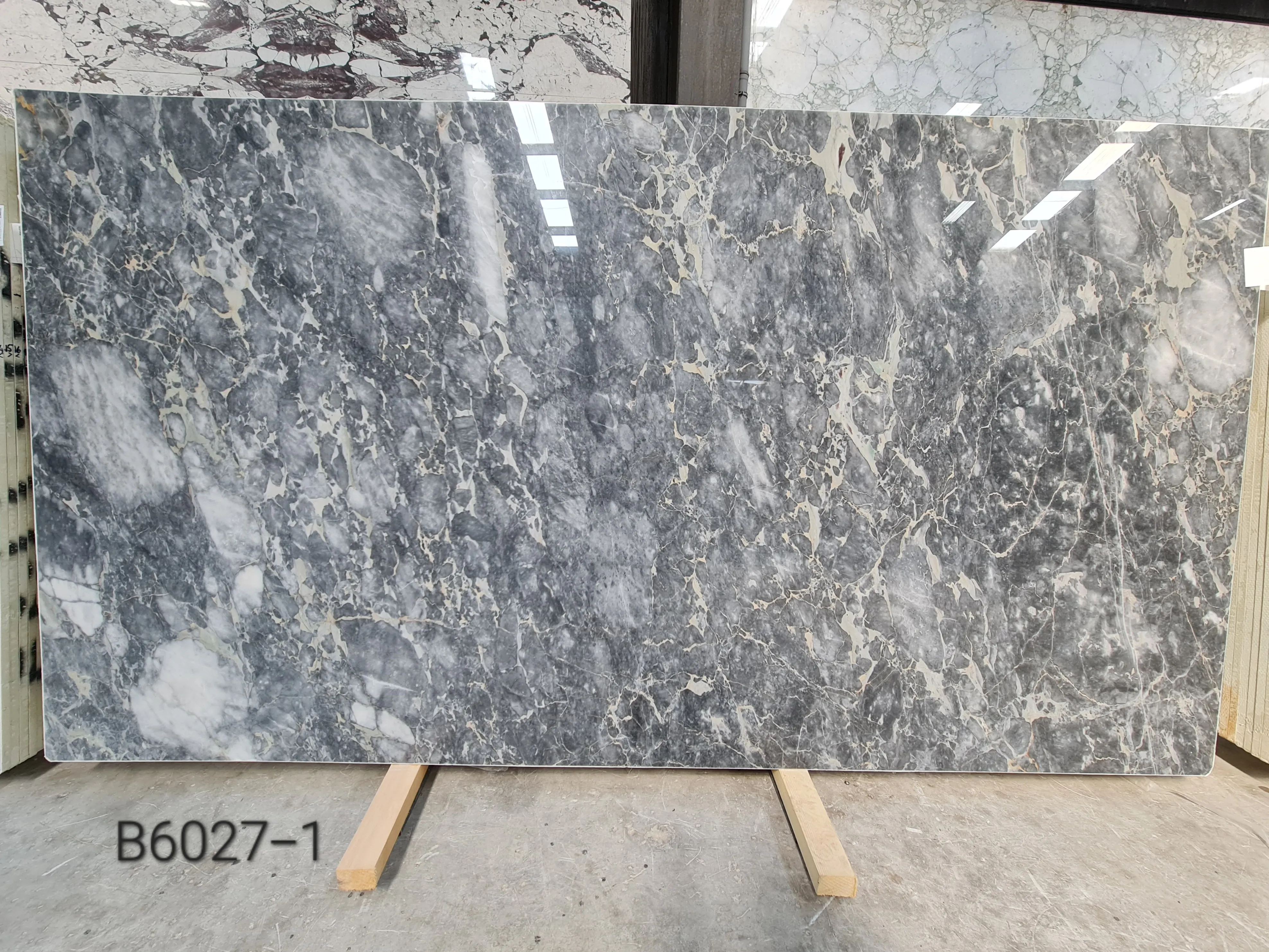 B6027 - 2 CM Jaguar Grey Polished