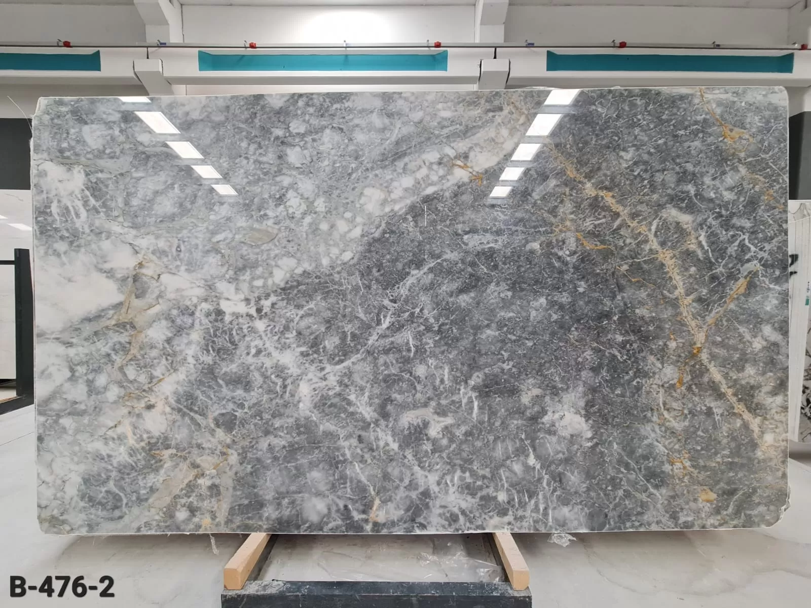 B476 - 2 CM Grey Vernal Polished