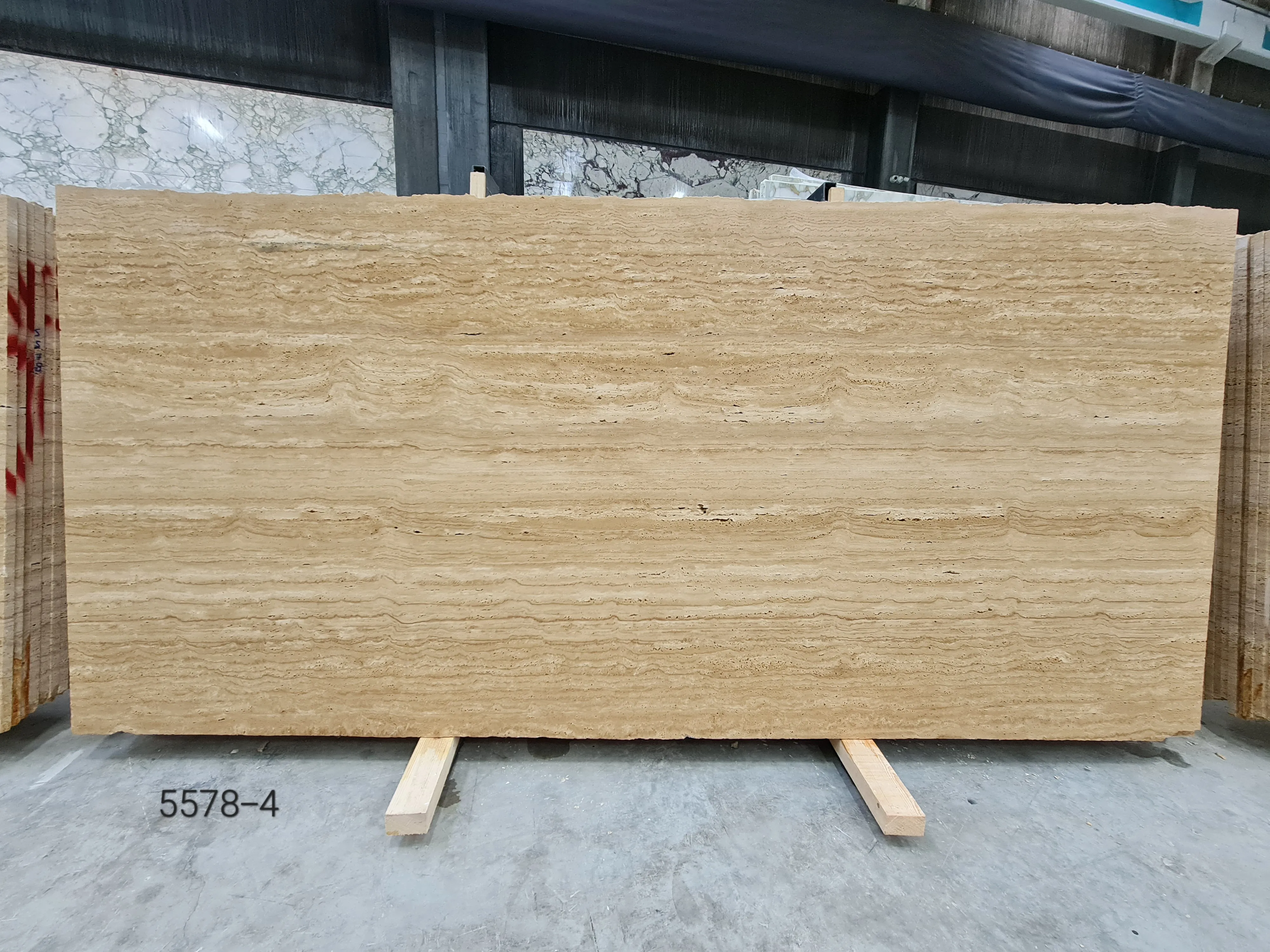 B5578 - 2 CM Travertine Veincut Unfilled Honed
