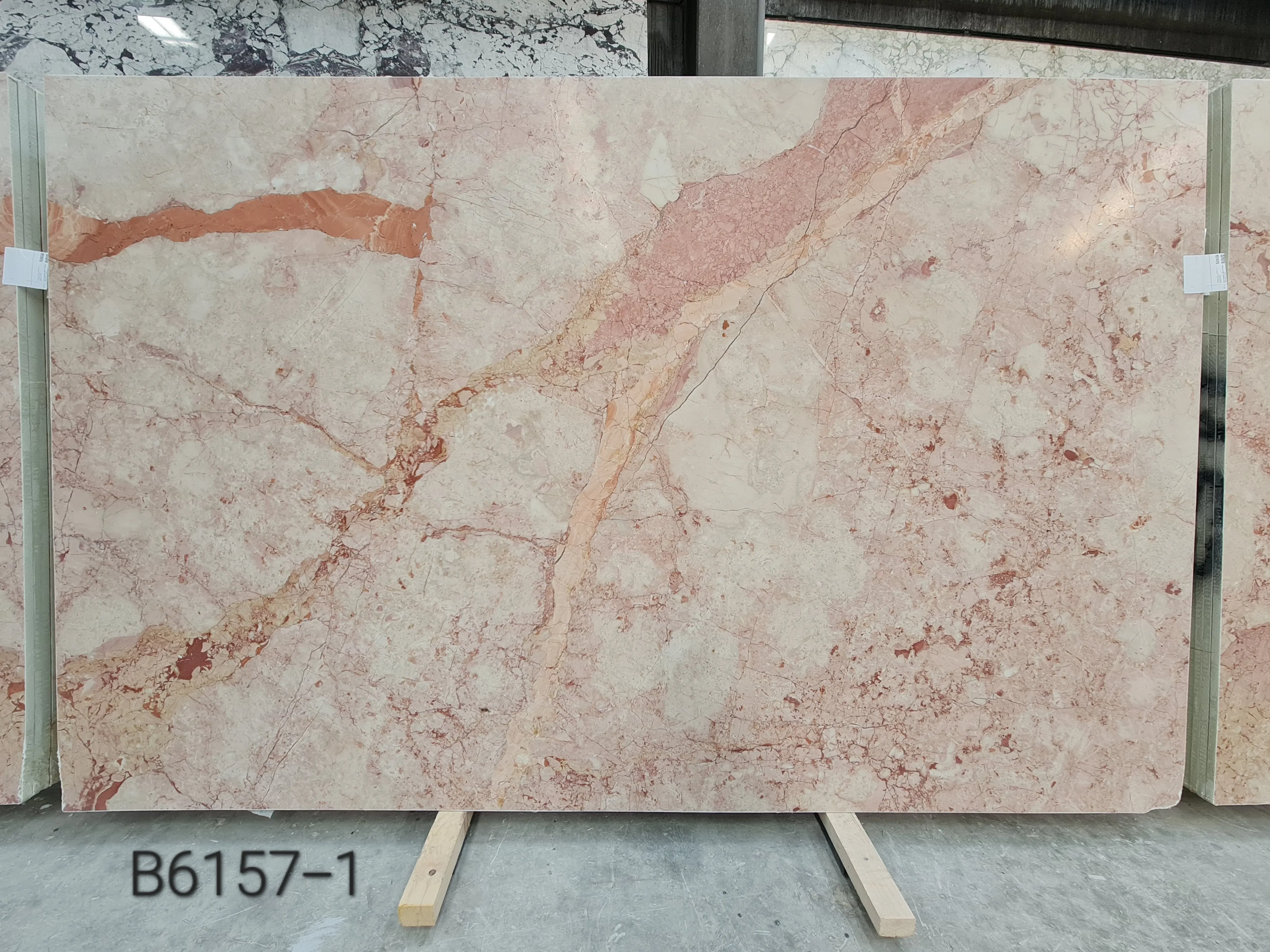 B6157 - 2 CM TERRACOTTA HONED