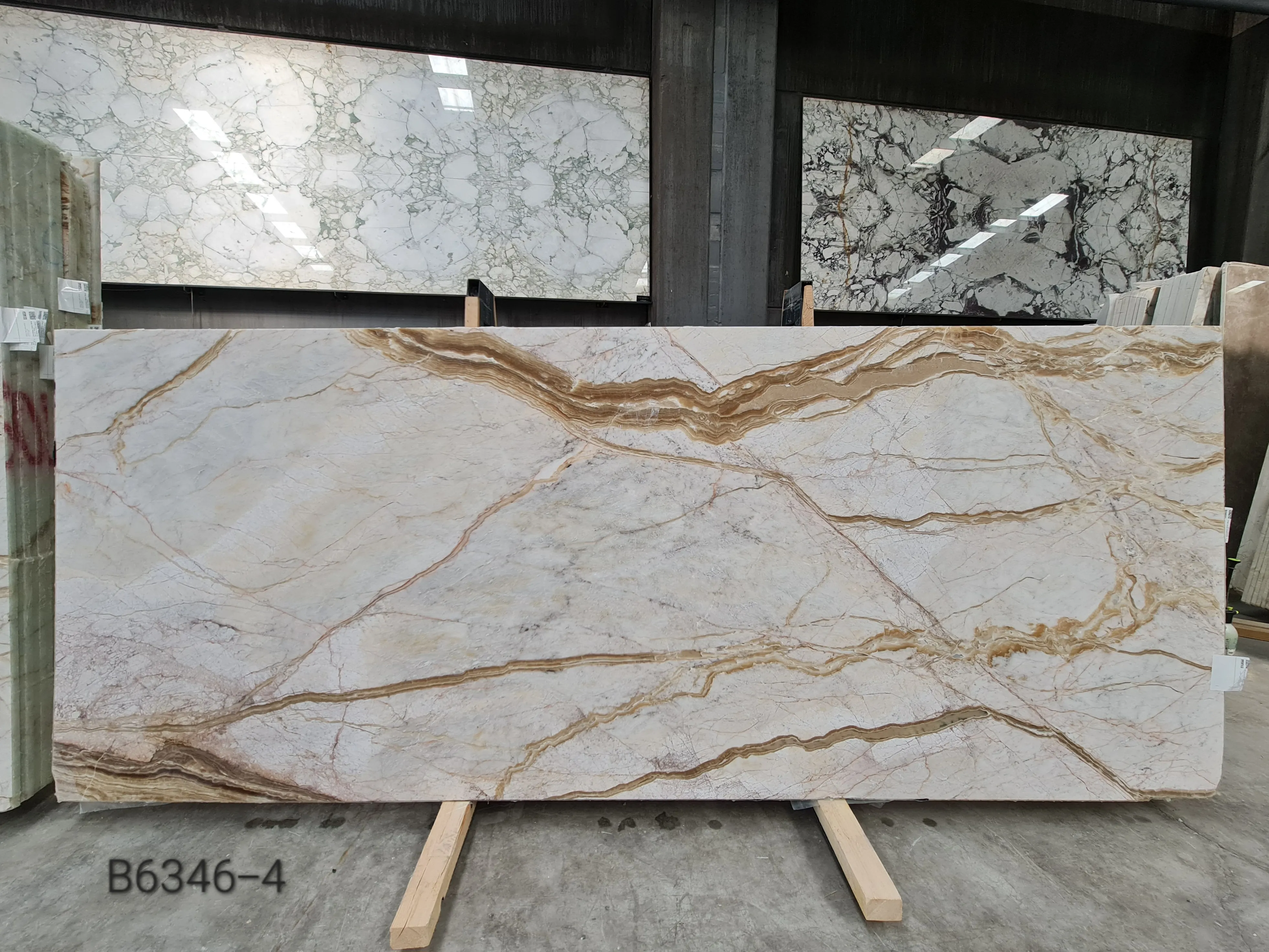 B6346 - 2 CM Alba Dorata Honed
