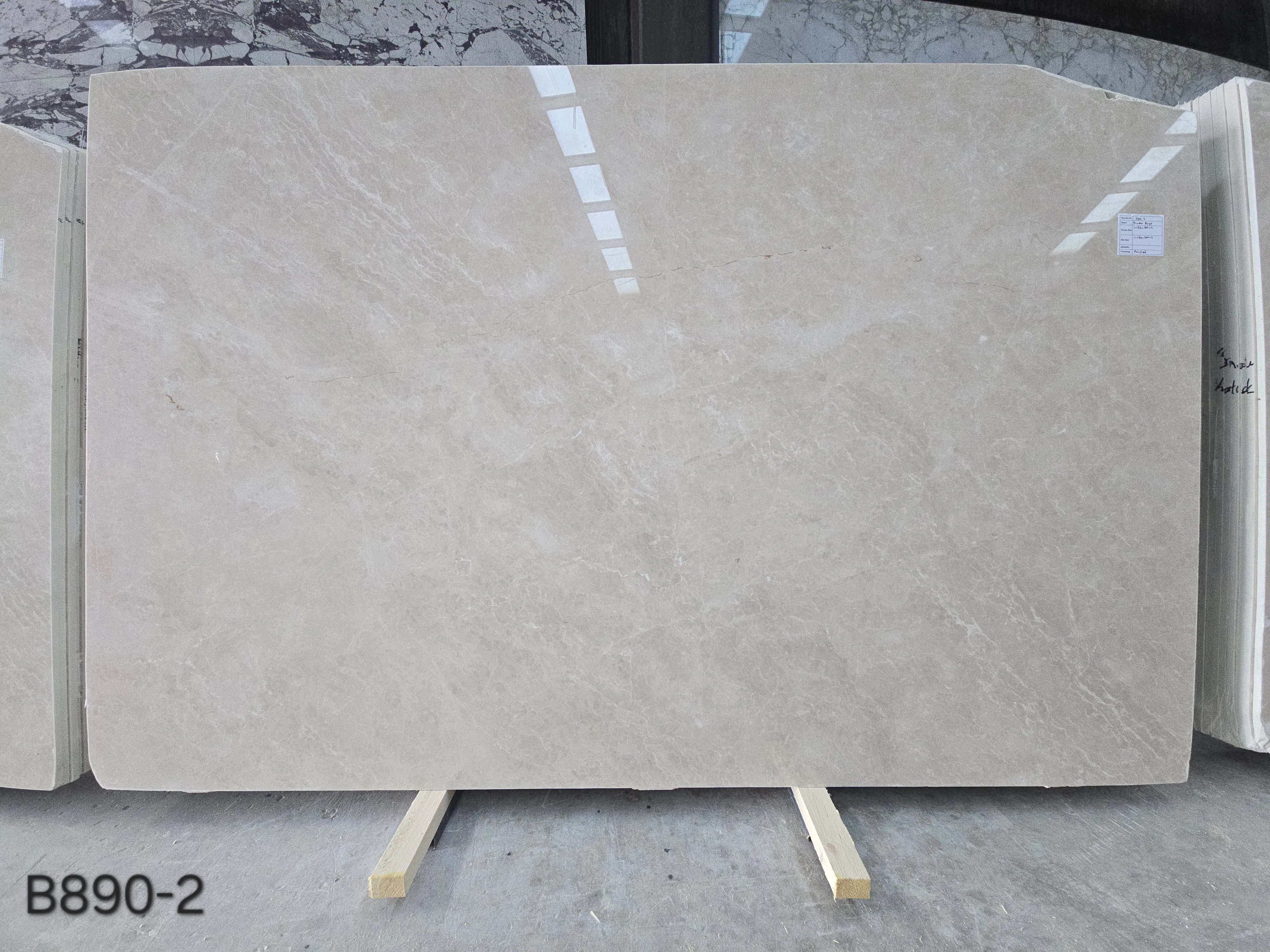 B890 - 2 CM Burdur Beige Polished