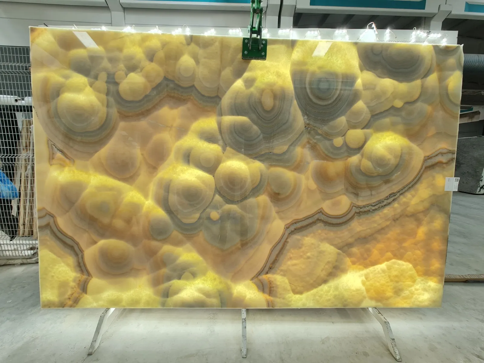 B2212 - 2 CM Bubble Onyx Polished