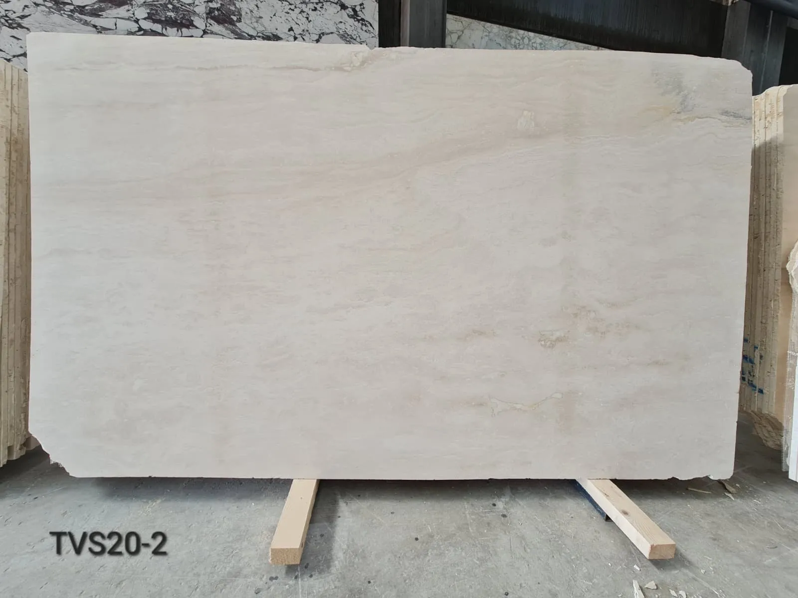 TVS20 - 2 CM Light Travertine Filled Honed