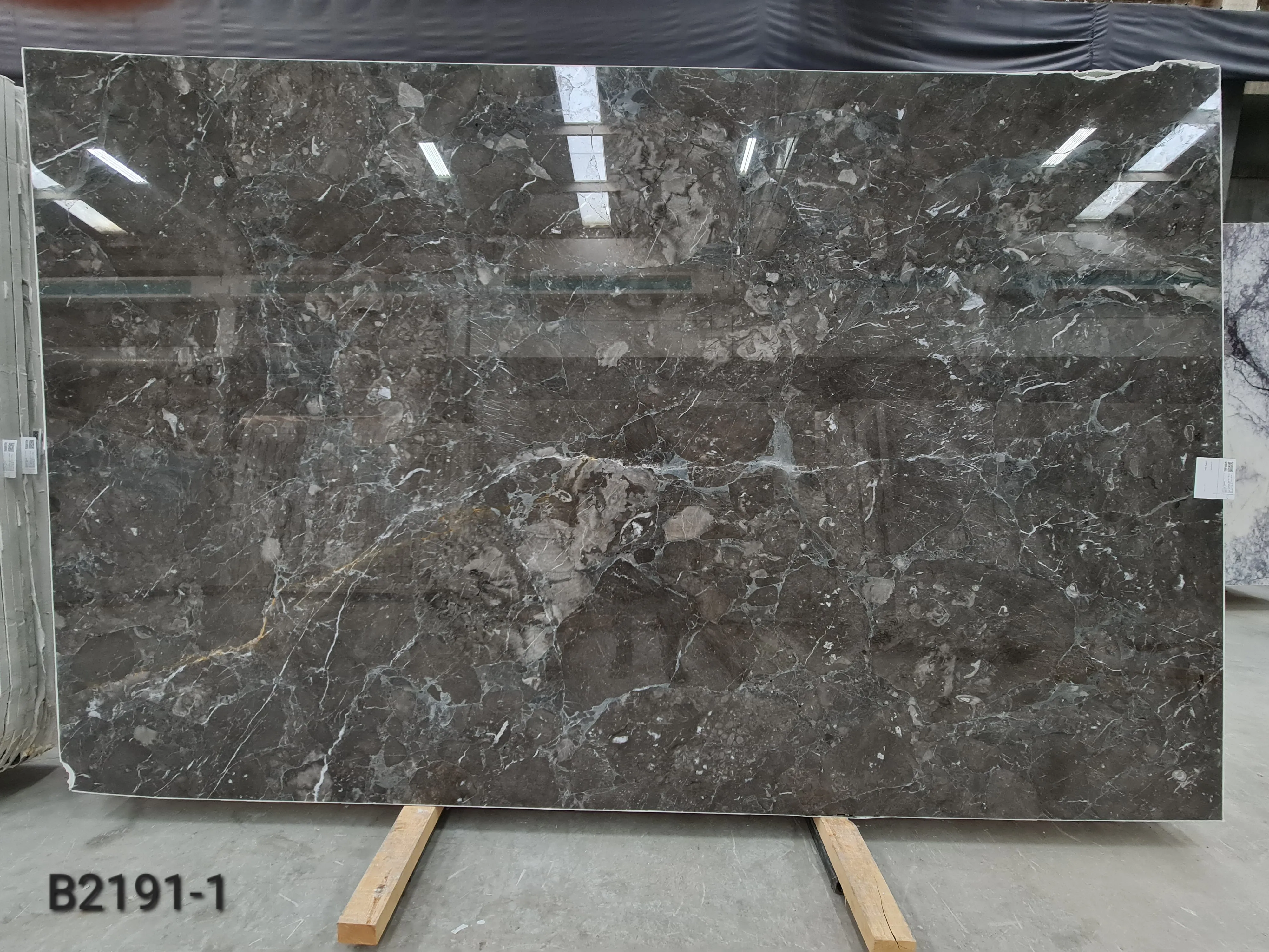 B2191 - 2 CM Prestige Brown Polished