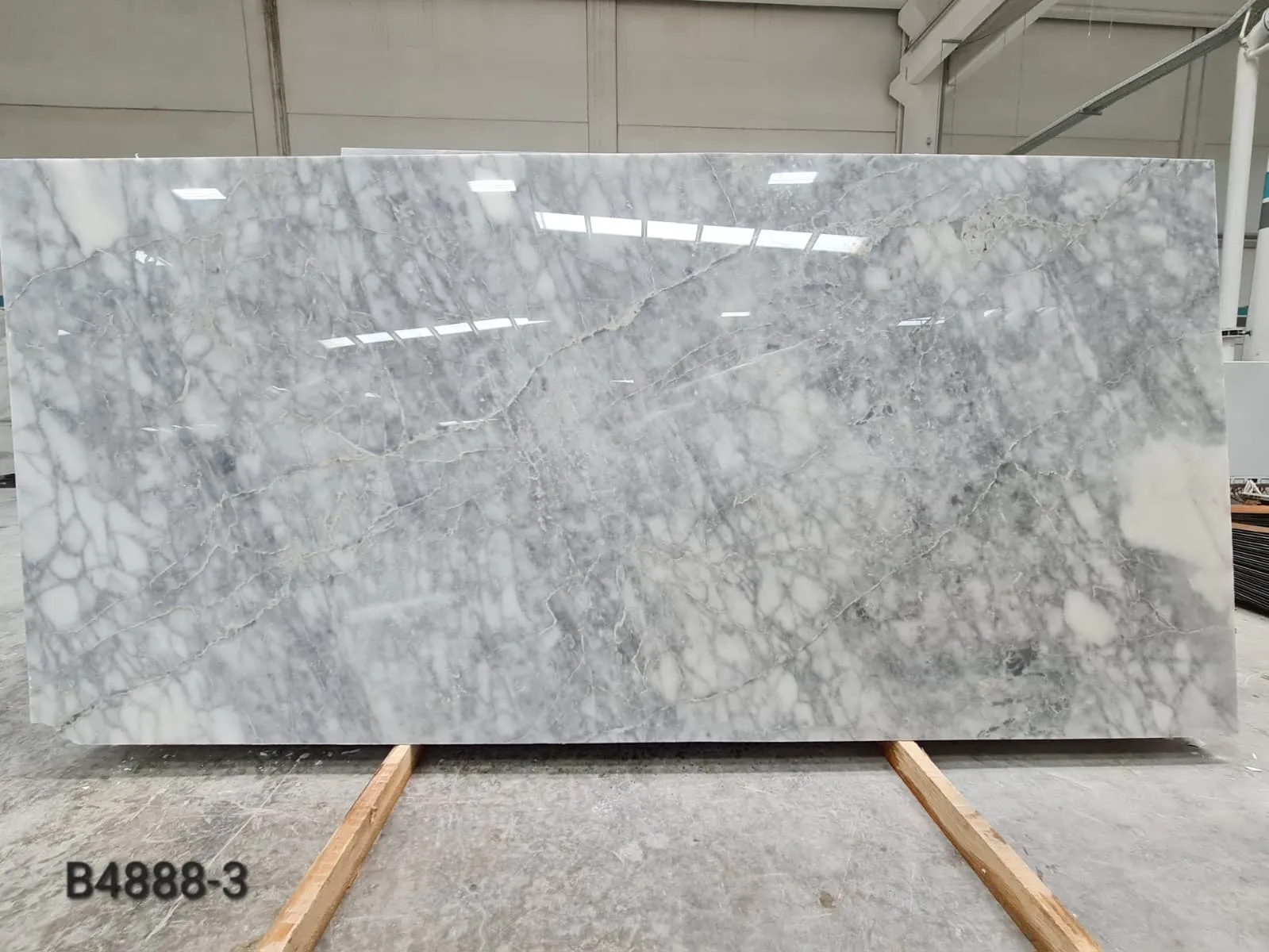 B4888 - 2 CM Grigio Venato Polished