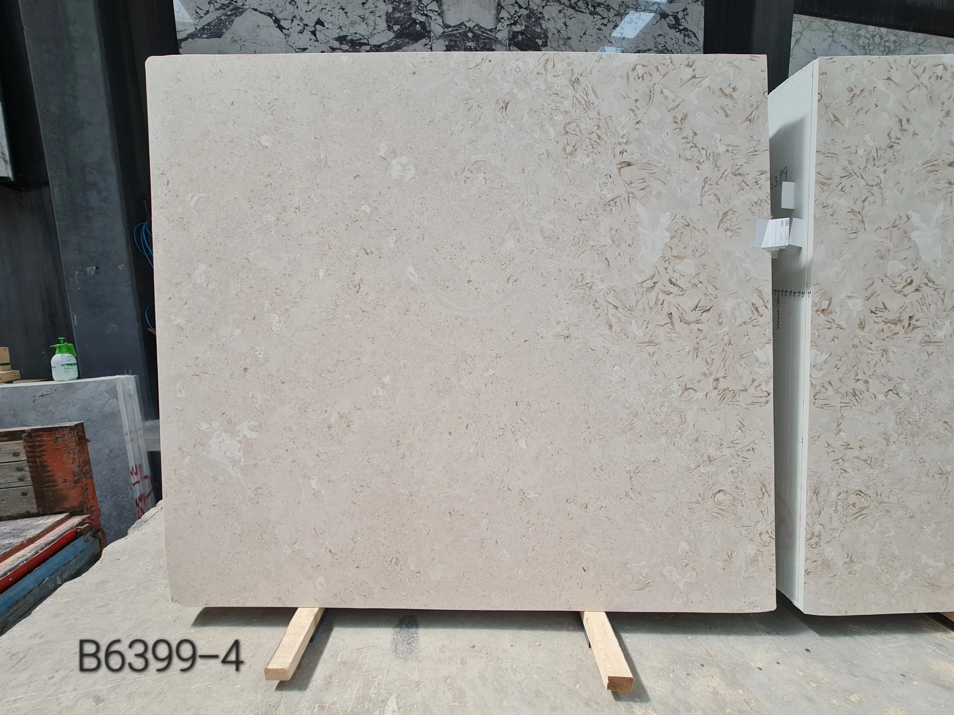 B6399 - 2 CM Myra Honed