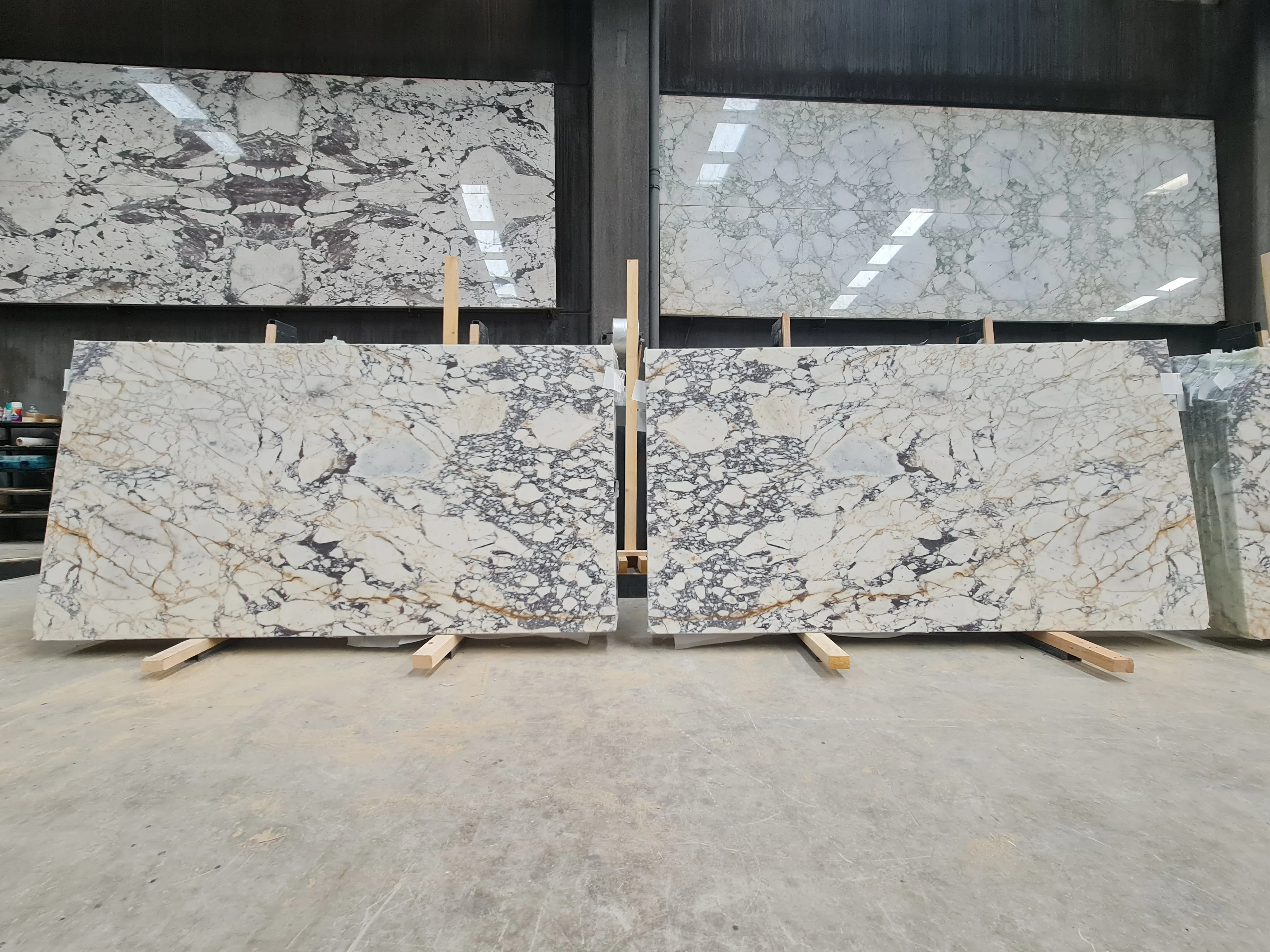 B6403 - 2 CM Afyon Violet Honed