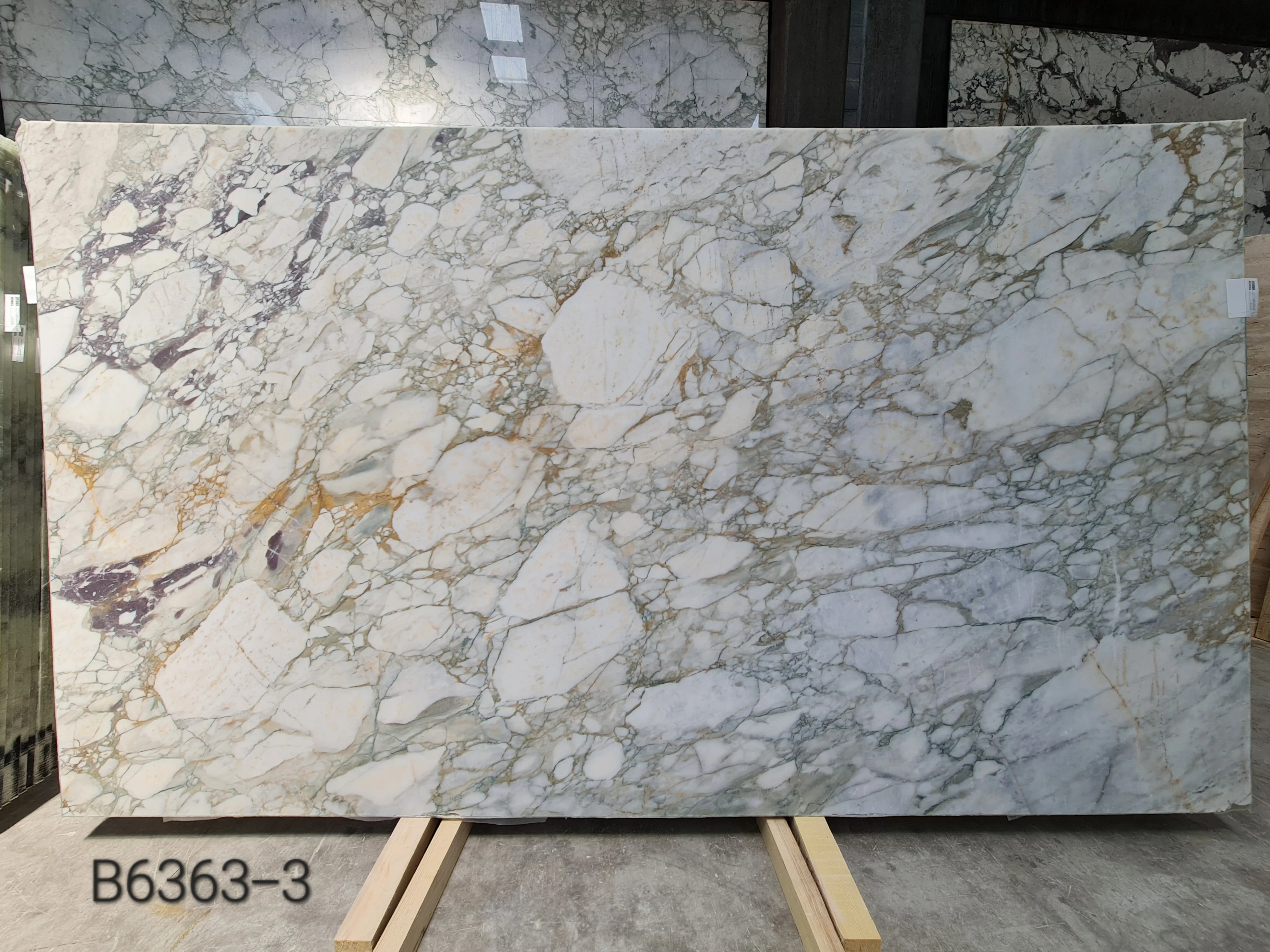 B6363 - 2 CM Calacatta Green Honed