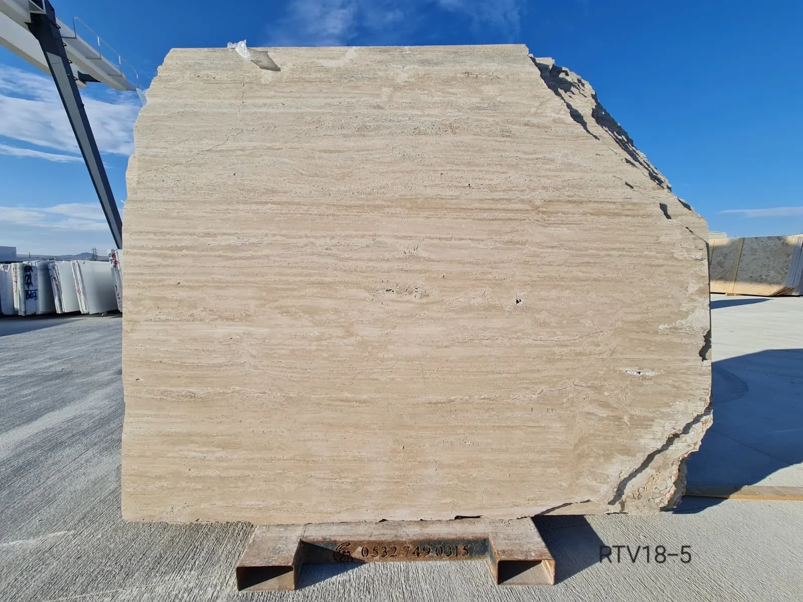 RTV18 - RIVA TRAVERTINE VEINCUT UNFILLED POLISHED