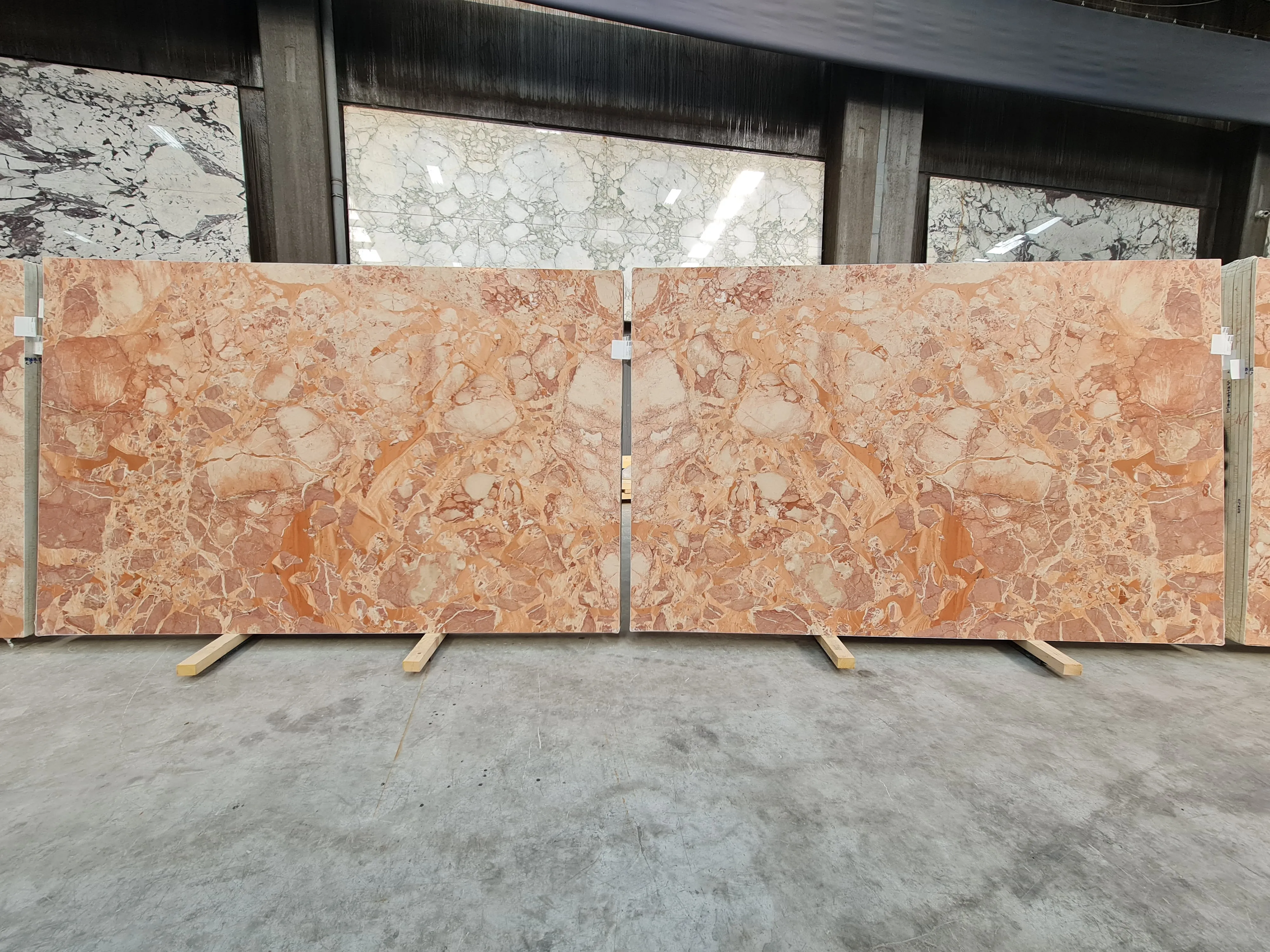 B6158 - 2 CM TERRACOTTA HONED