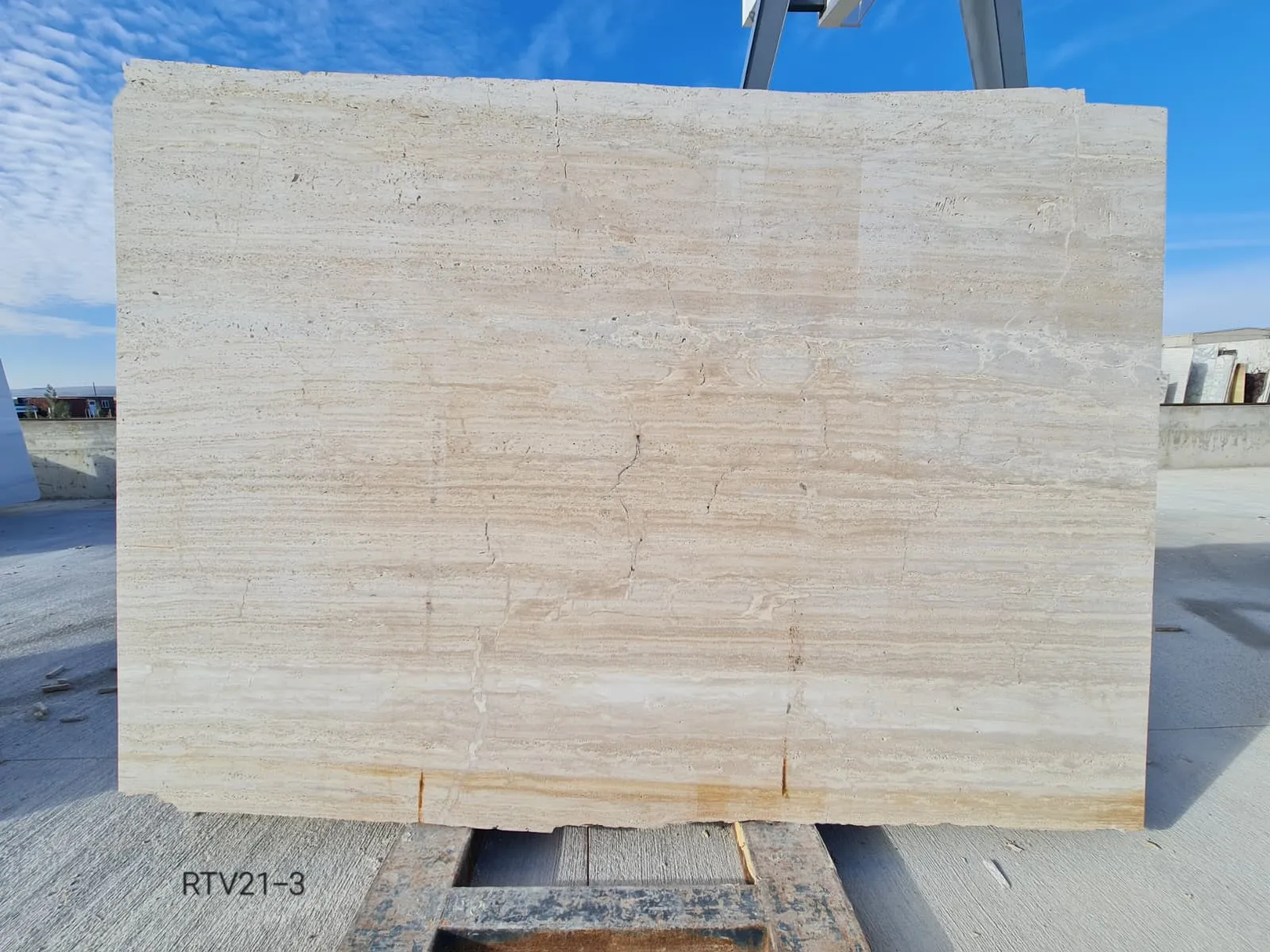 RTV21 - 2 CM Riva Travertine Veincut Raw