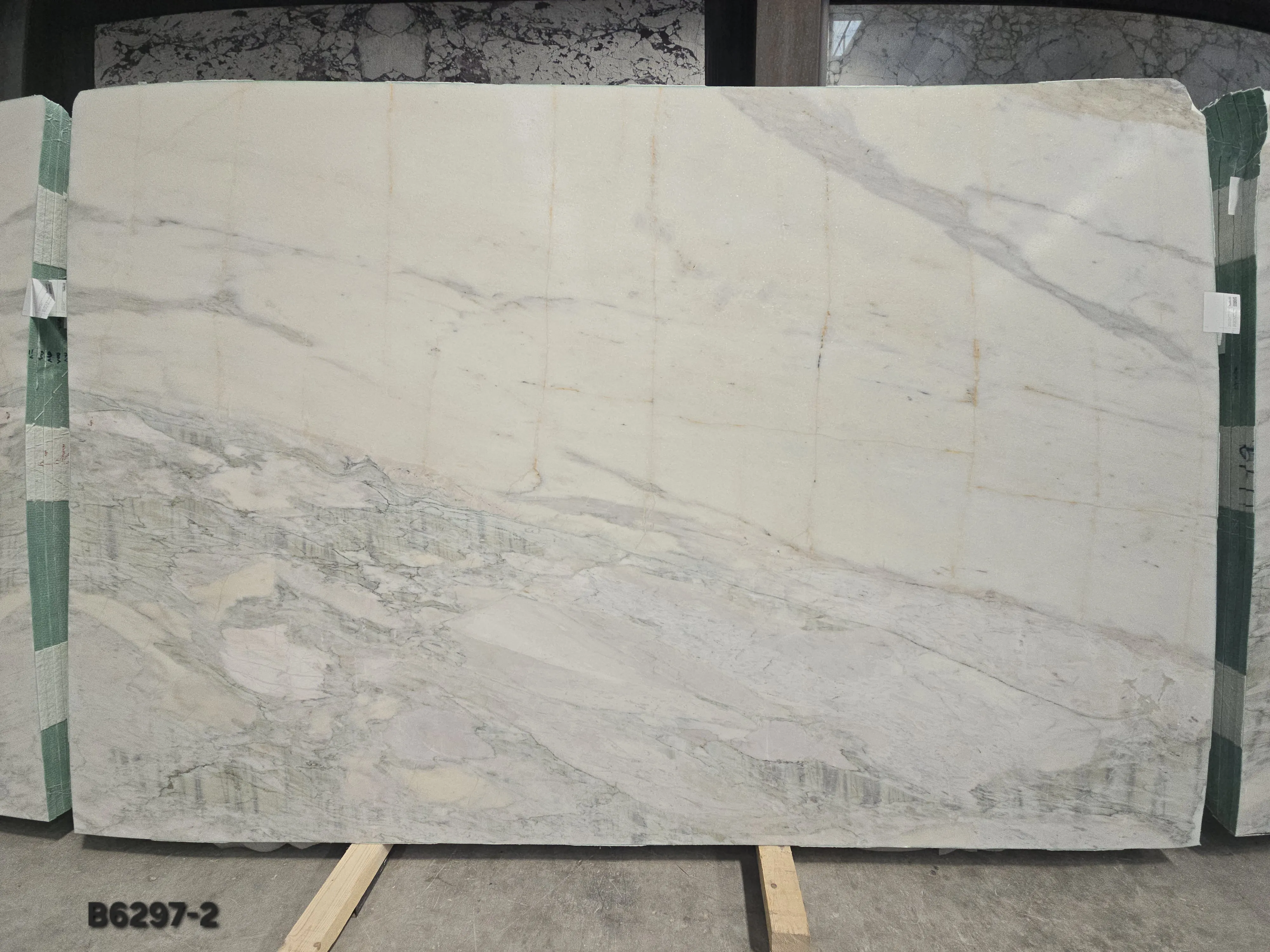 B6297 - 2 CM Arabescato Oyster Honed