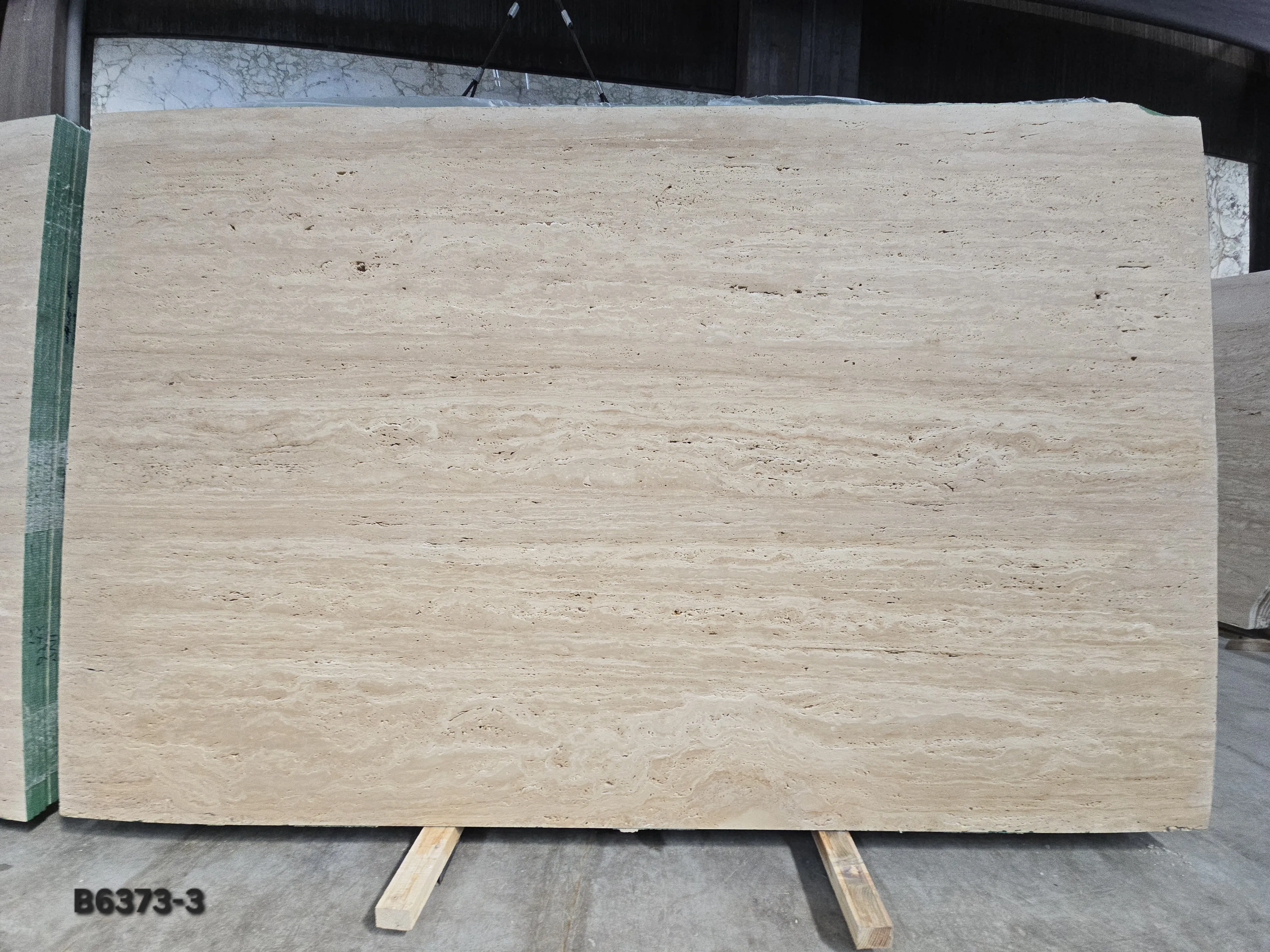 B6373 - 2 CM Veincut Travertine Unfilled Honed