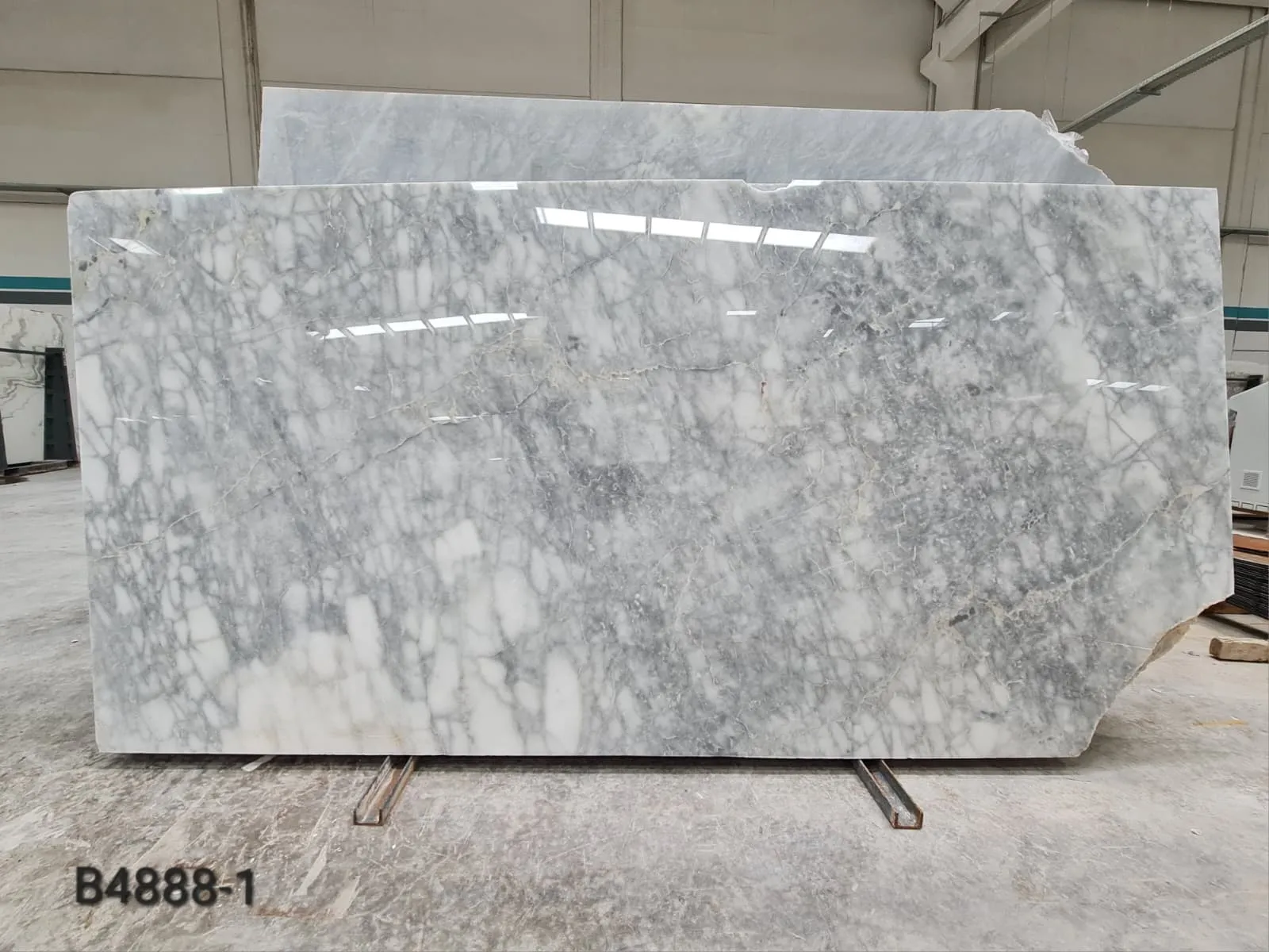 B4888 - 2 CM Grigio Venato Polished