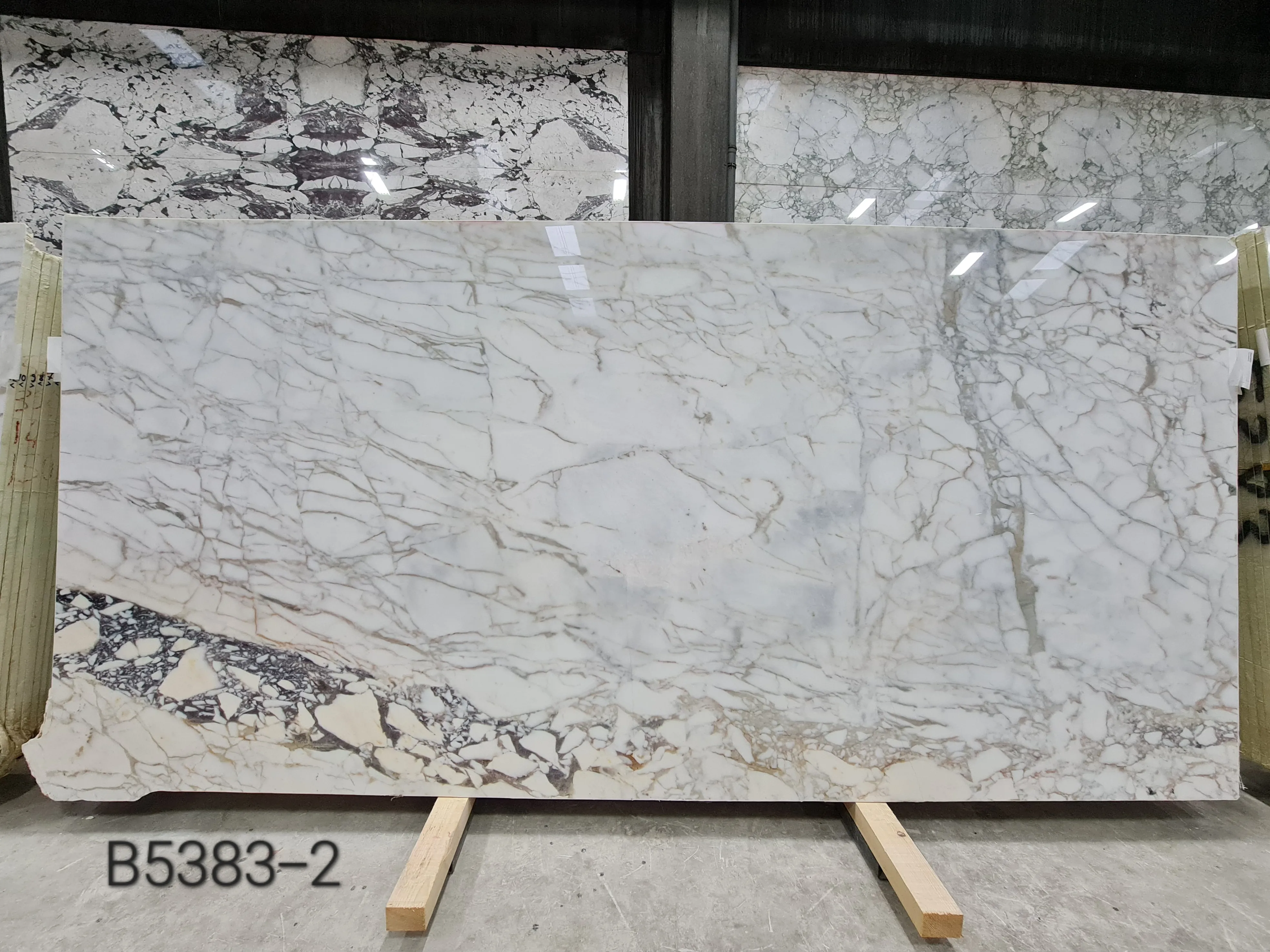 B5383 - 2 CM Afyon Gold Polished