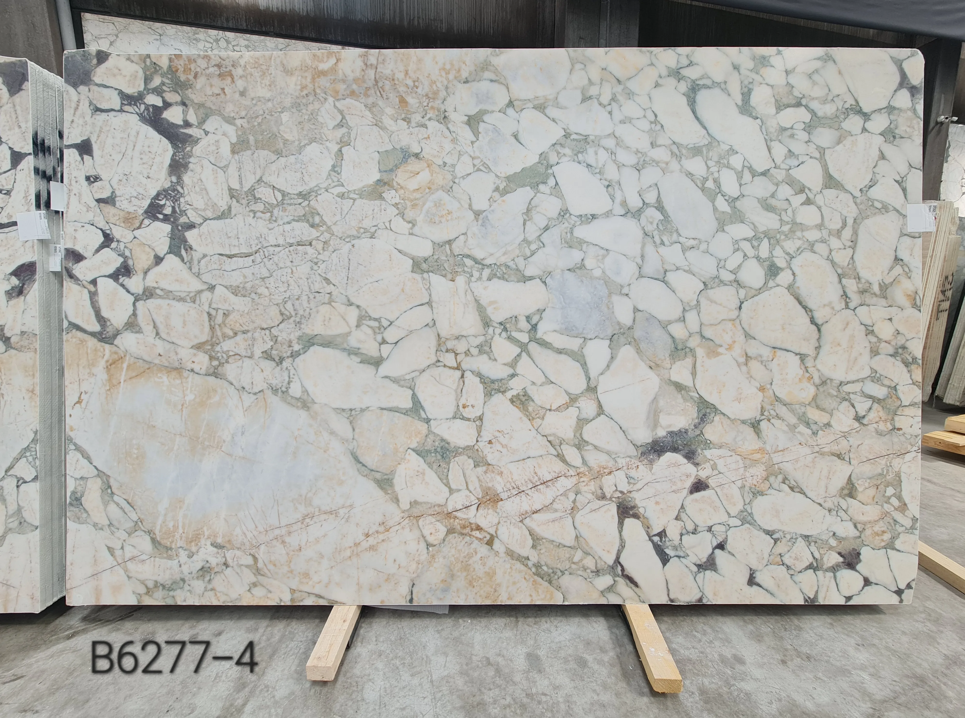 B6277 - 2 CM Calacatta Green Honed
