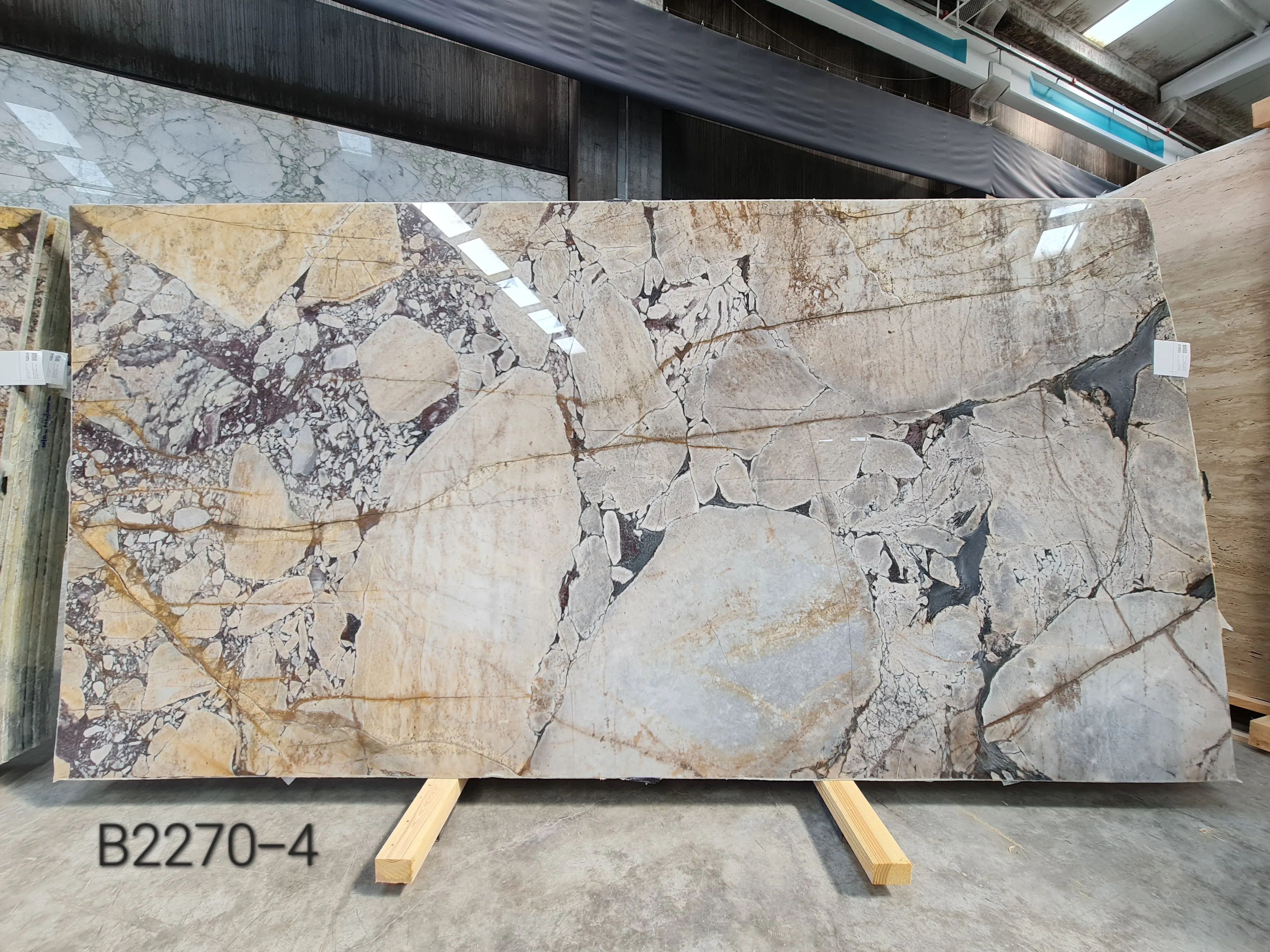 B2270 - 2 CM Calacatta Viola Polished