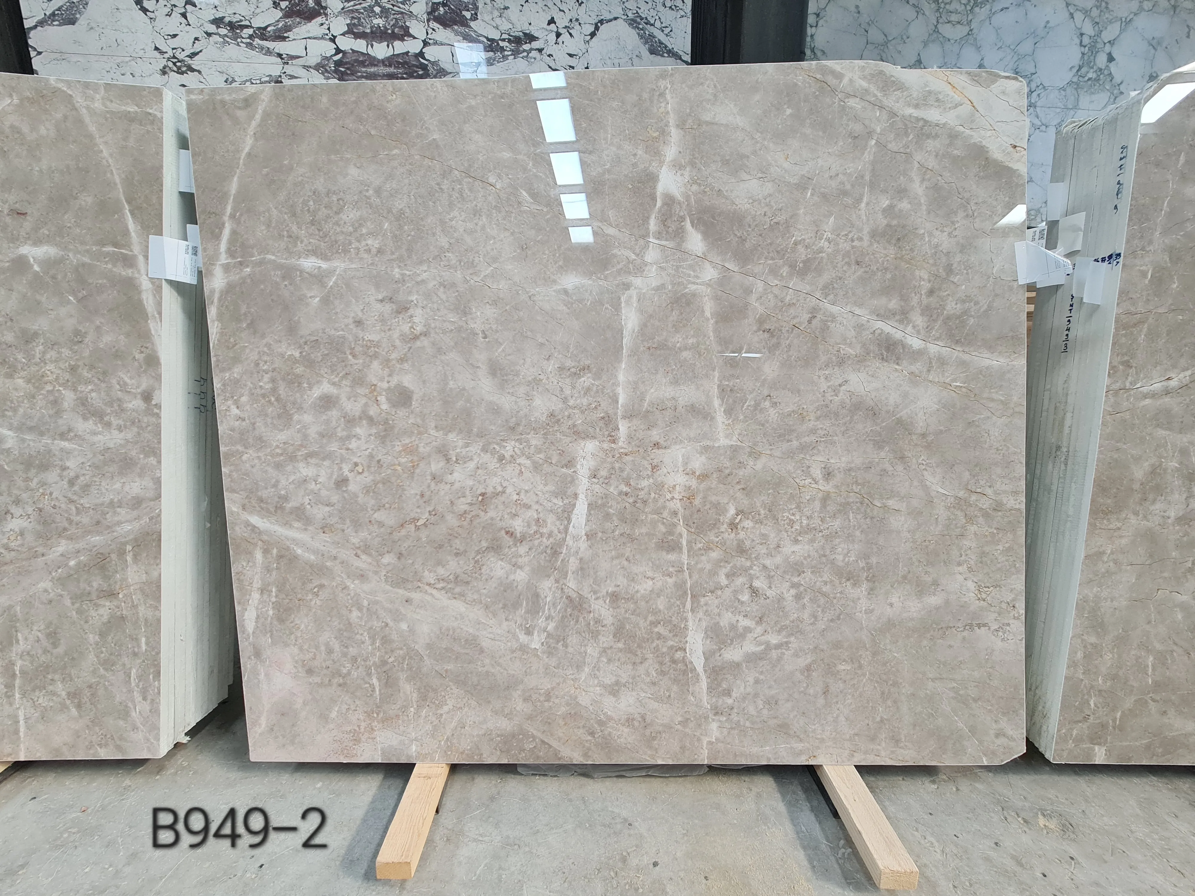 B949 - 2 CM Karaman Grey Polished