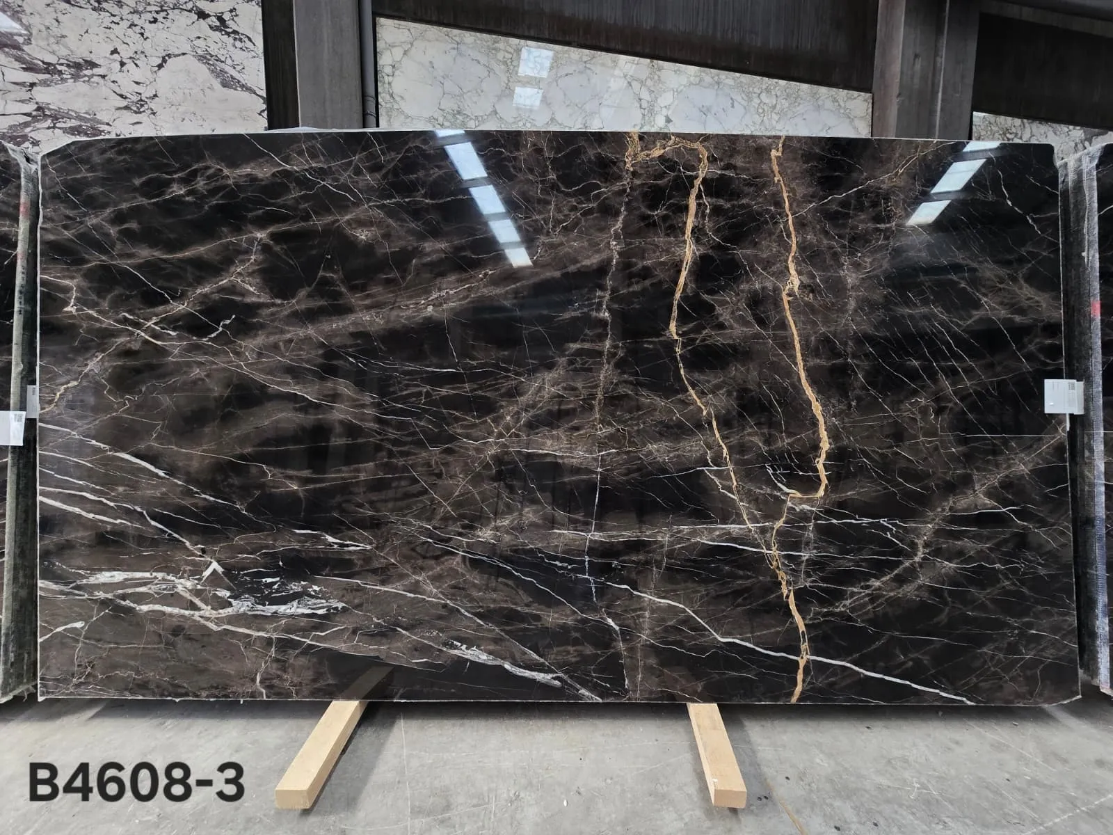 B4608 - 2 CM Bruno Perla Polished