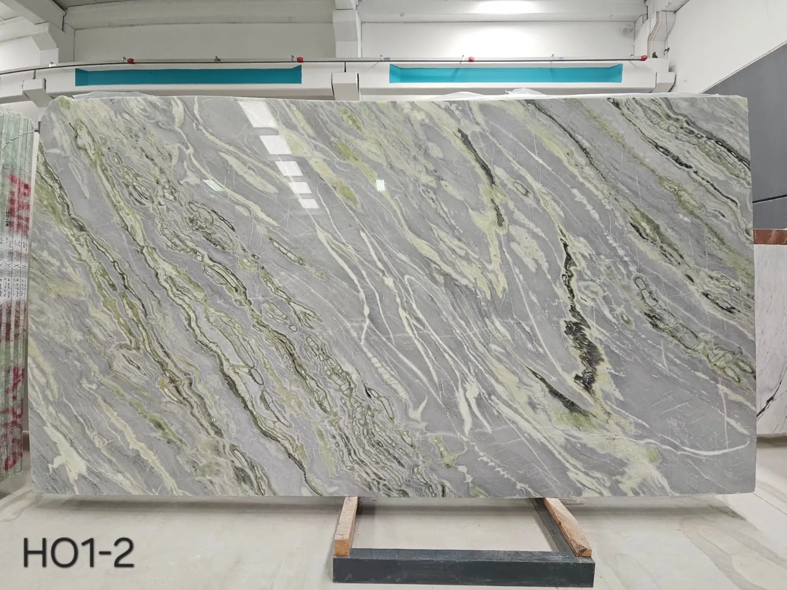 HO1 - 2 CM Himalayan Onyx Polished