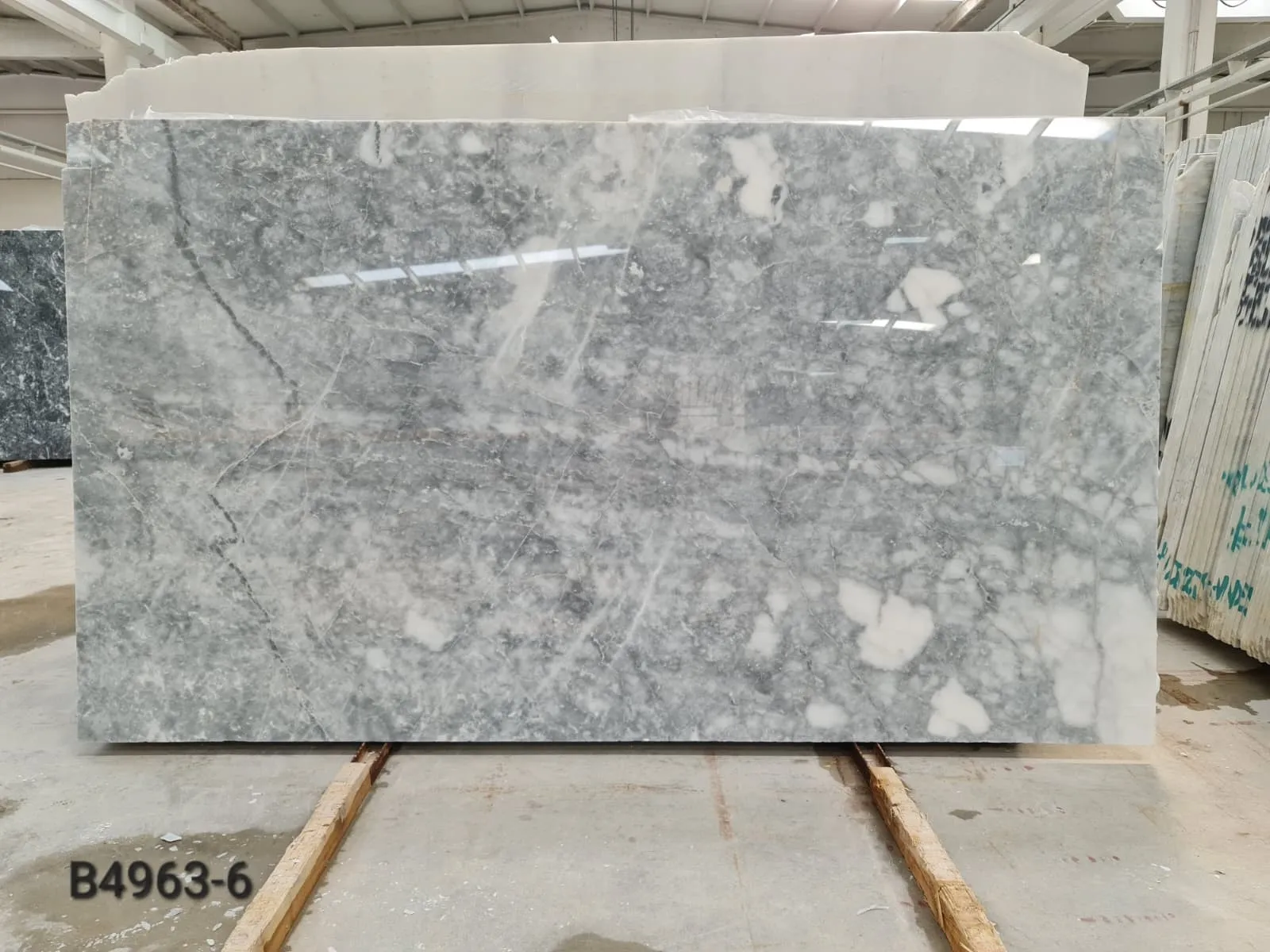 B4963 - 2 CM Grigio Venato Polished