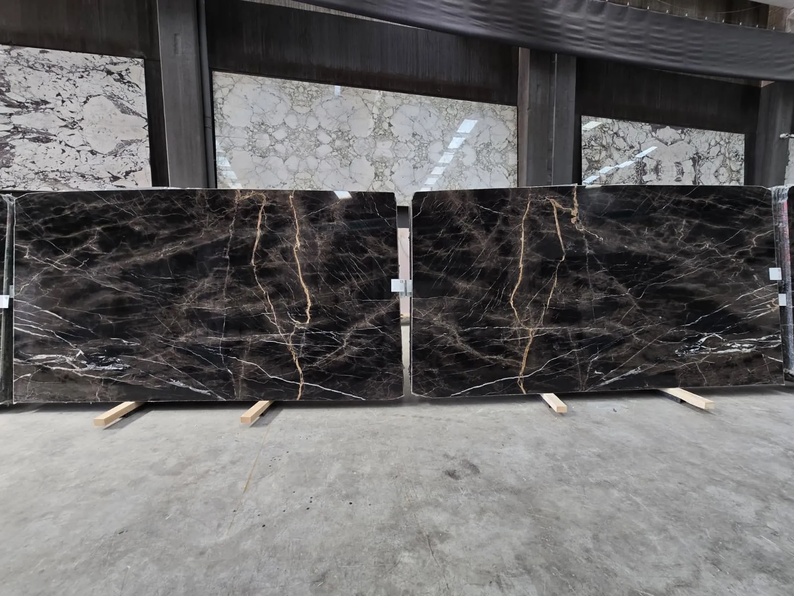 B4608 - 2 CM Bruno Perla Polished