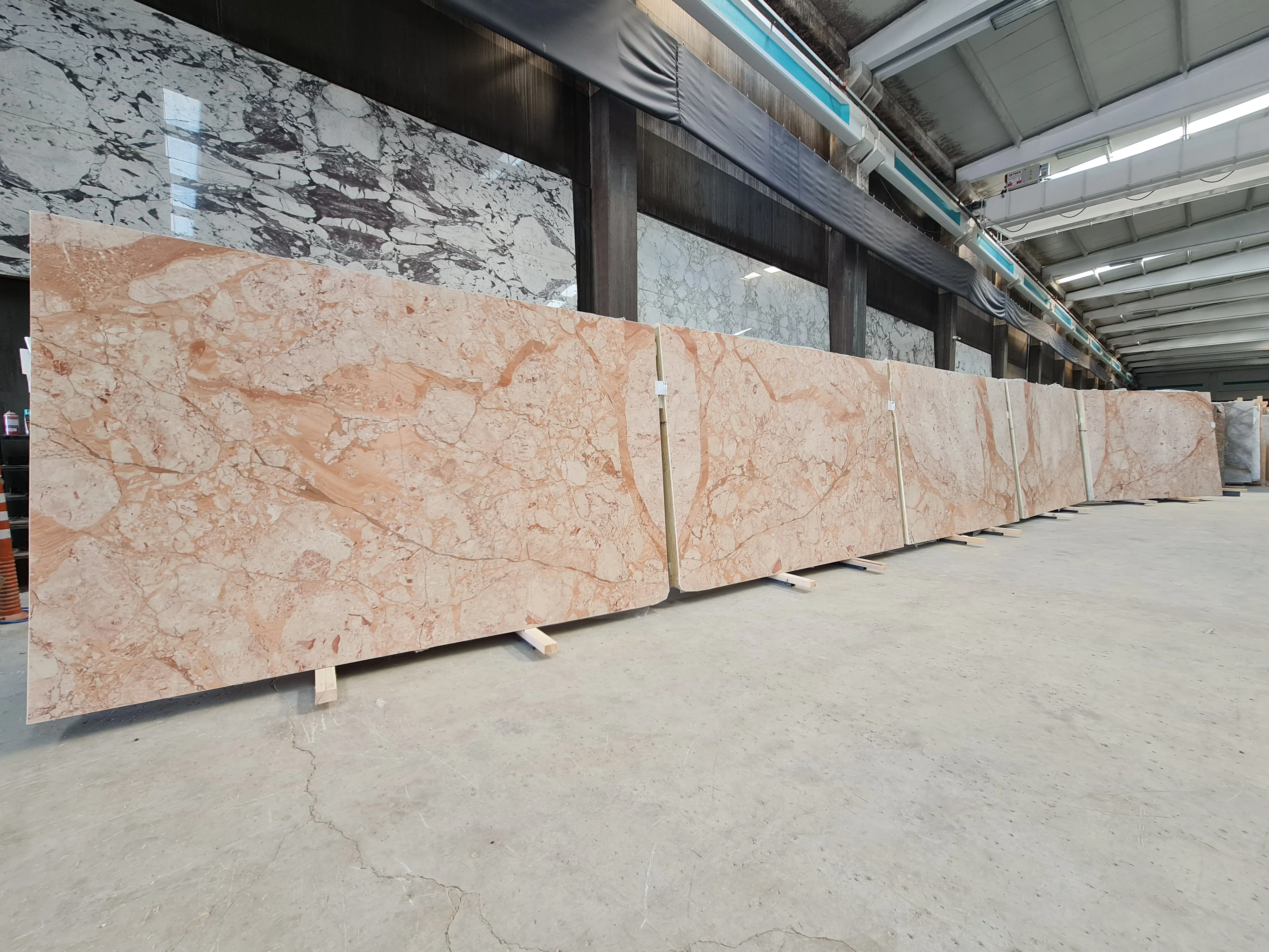 B6156 - 2 CM Terracotta Honed