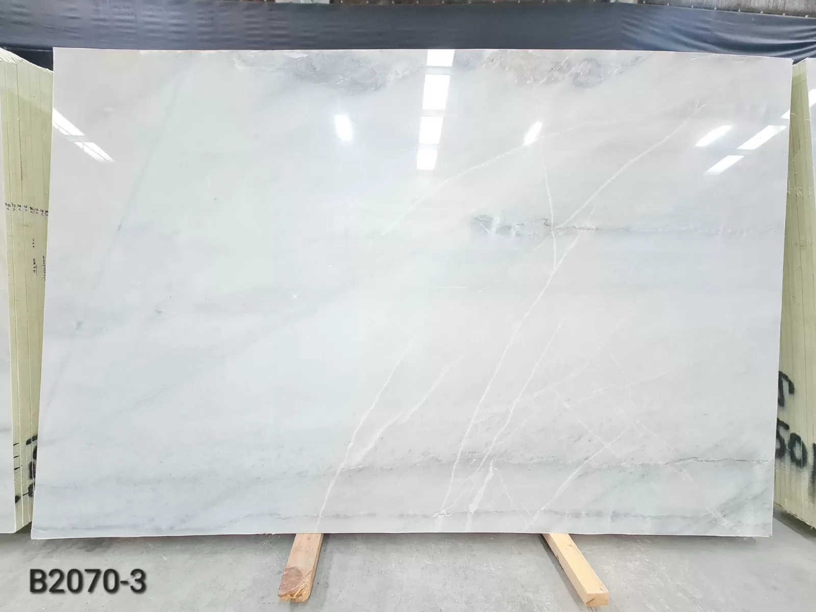 B2070 - 2 CM Bianco Allegro Polished