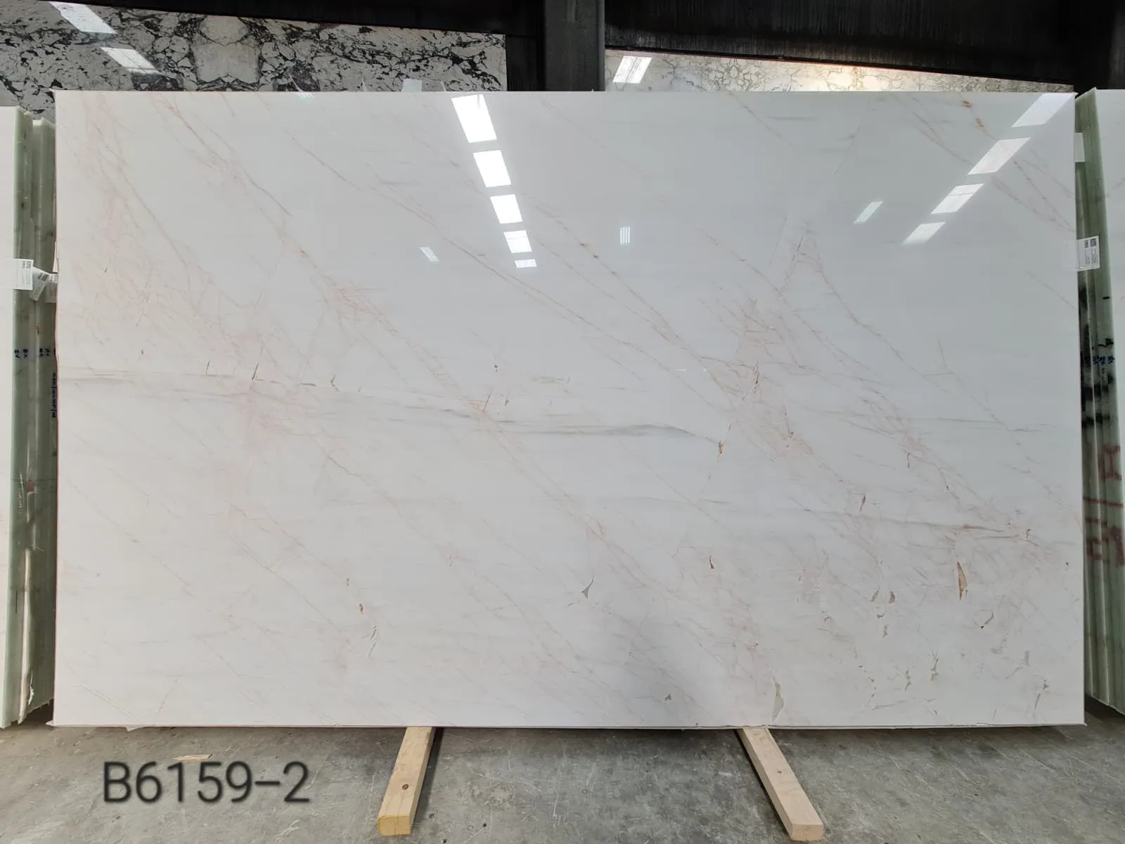 B6159 - 2 CM Golden Spider Dolomite Polished