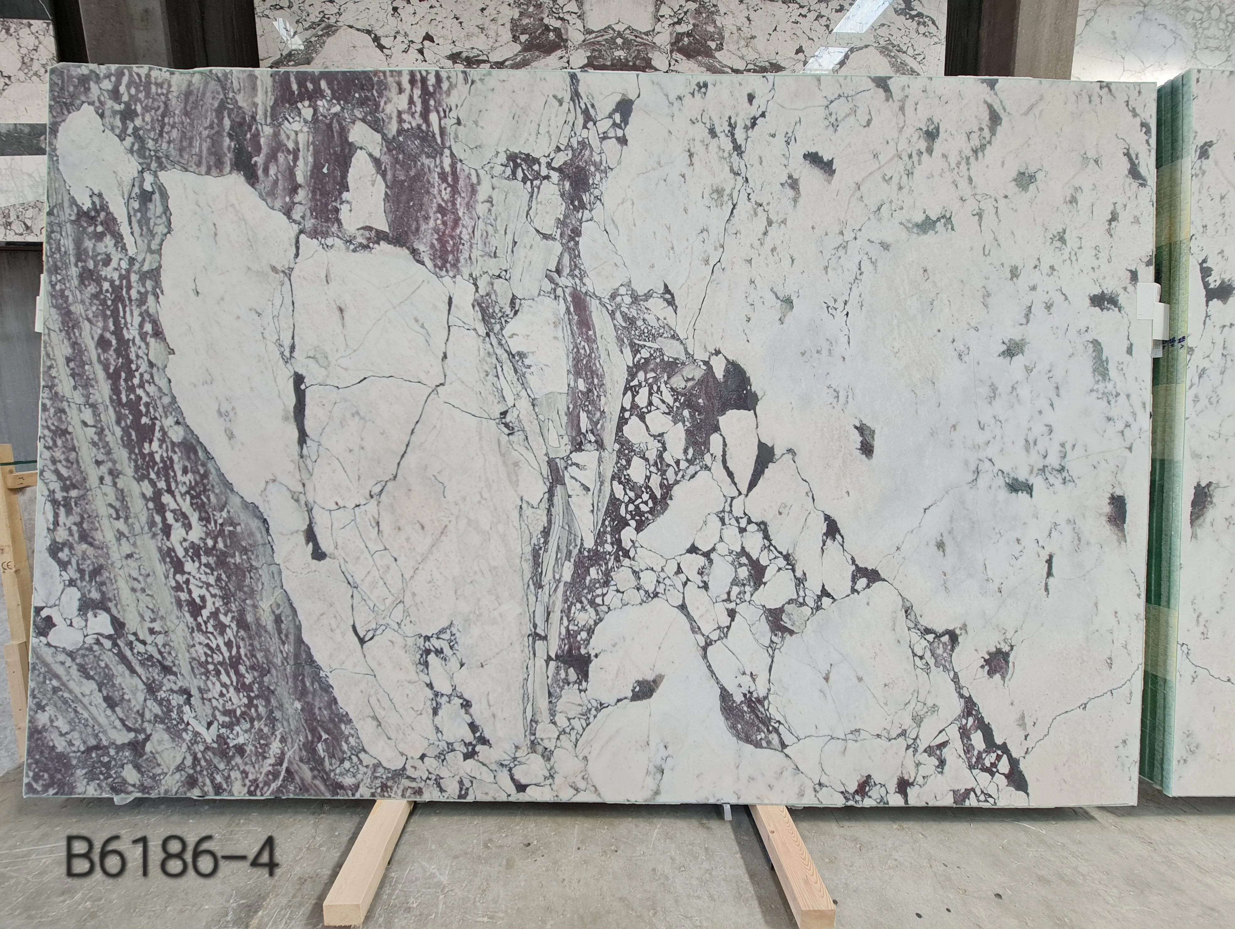 B6186 - 2 CM Calacatta Viola Honed