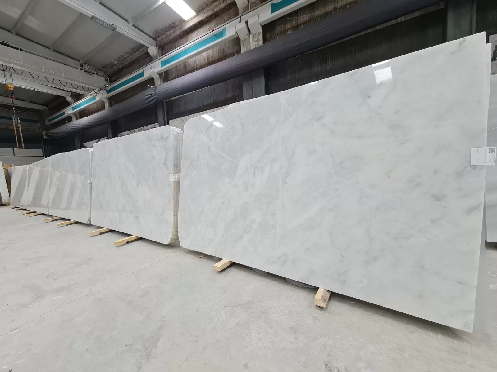 B2116 - 2 CM Mugla White Polished