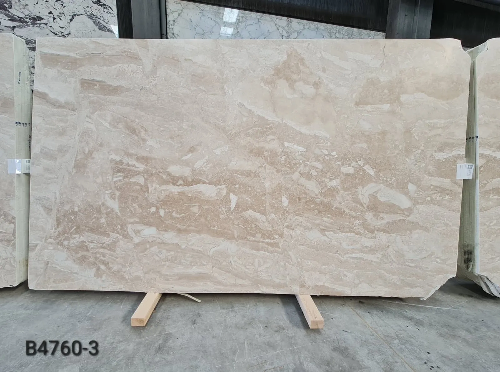 B4760 - 2 CM Diana Royal Honed