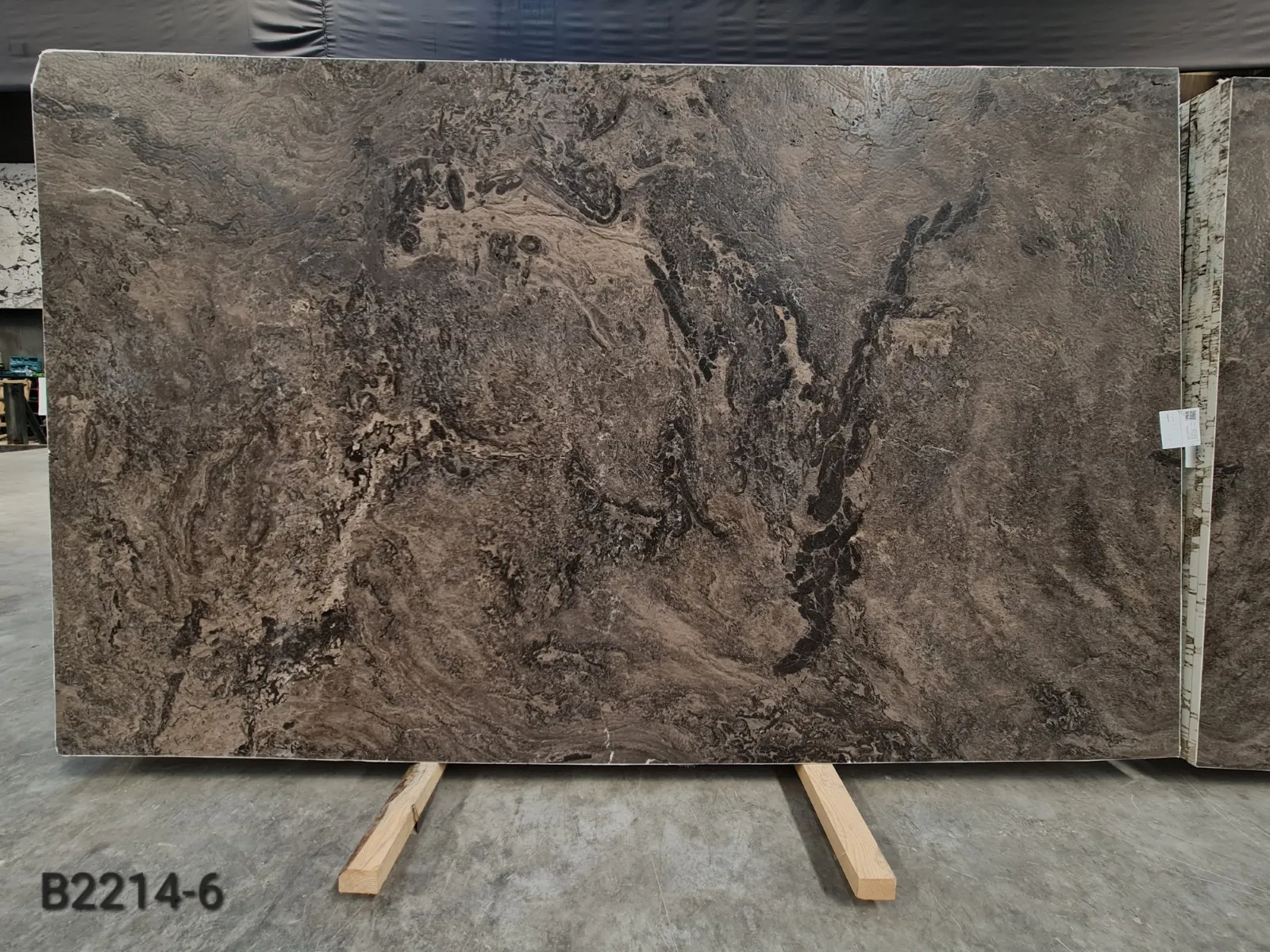 B2214 - 2 CM Narcisse Leather-Finished