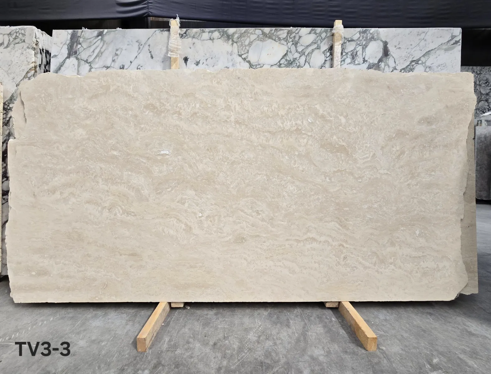 TV03 - Travertine Veincut Filled Honed