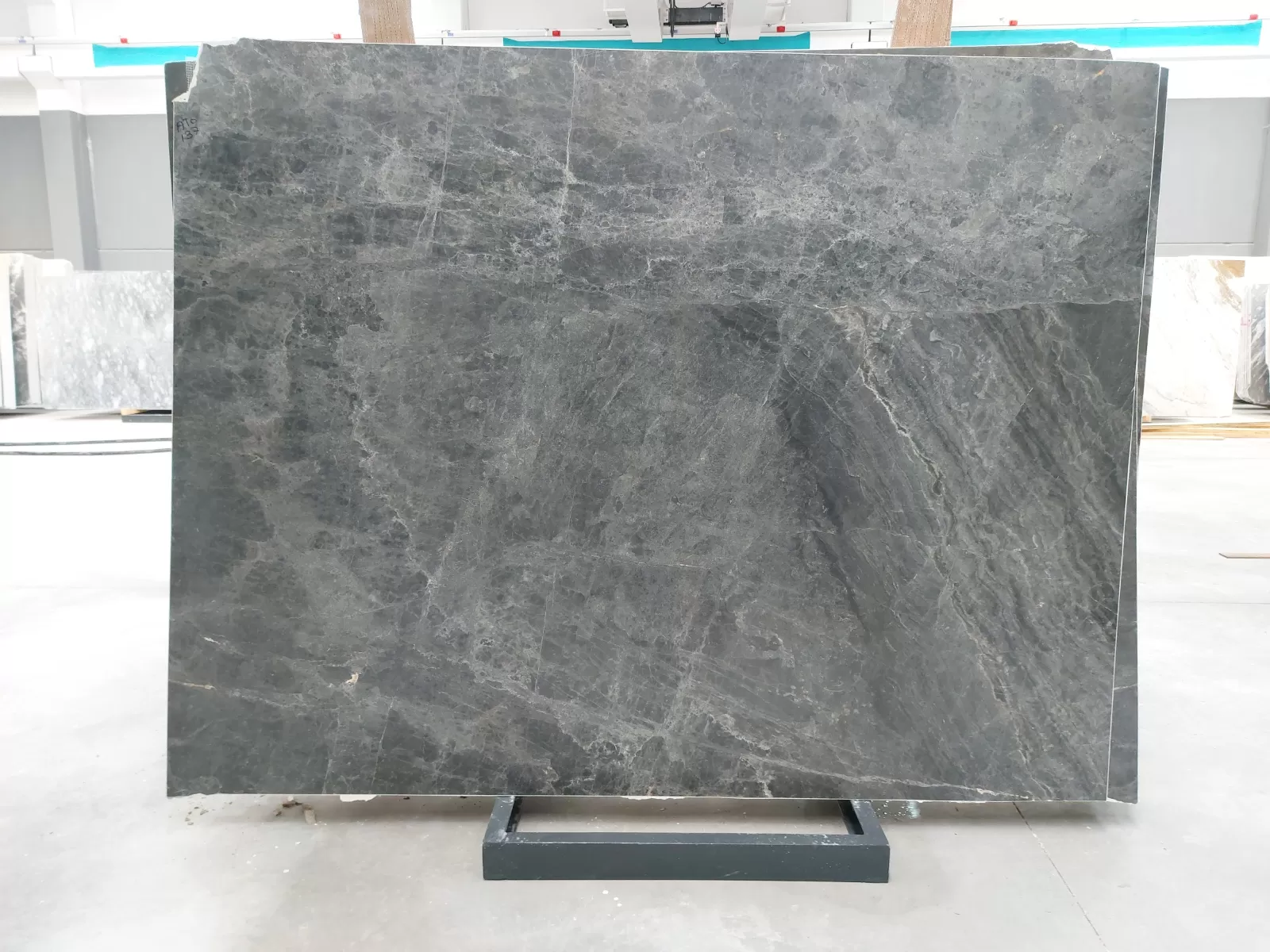 BFG - 2 CM Fantasy Grey Polished
