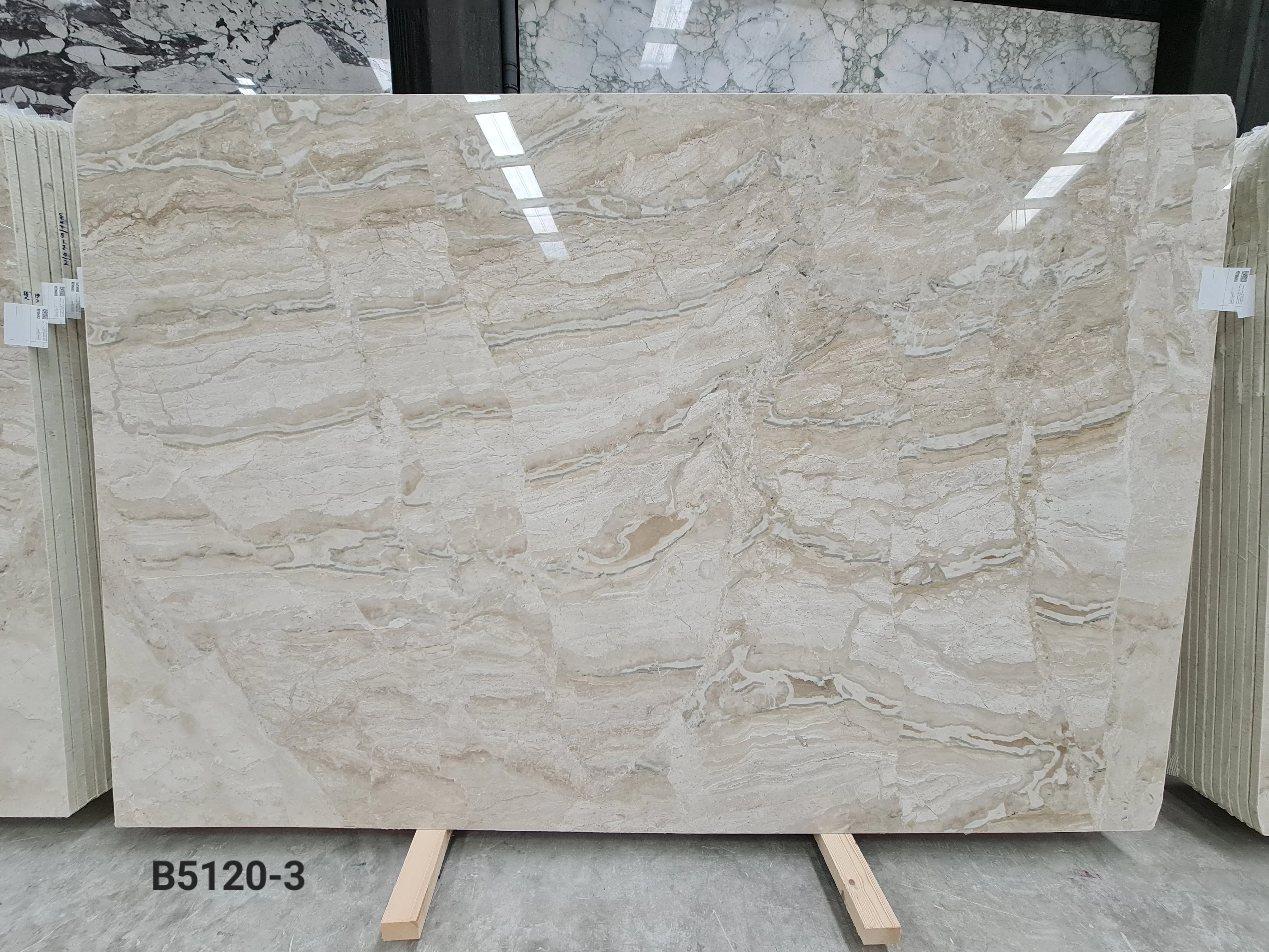 B5120 - 2 CM Diana Royal Polished