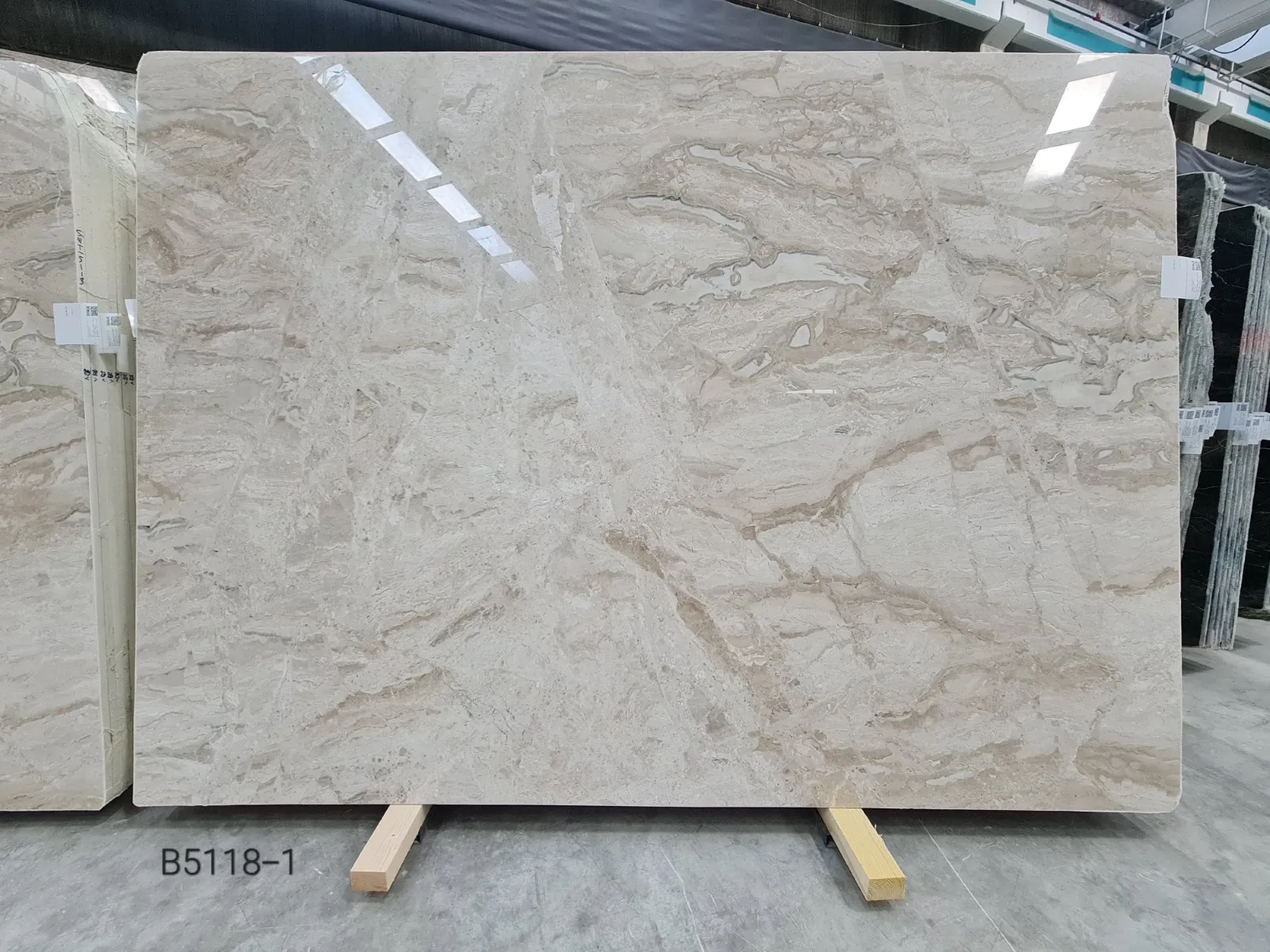 B5118 - 2 CM Diana Royal Polished