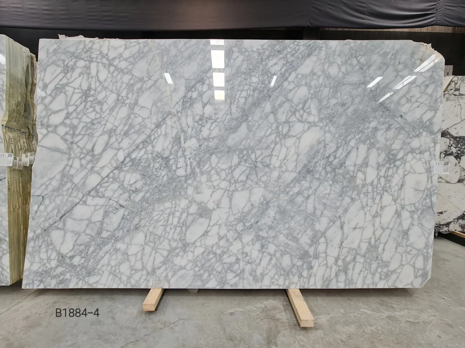 B1884 - 2 CM Bianco Venato Polished